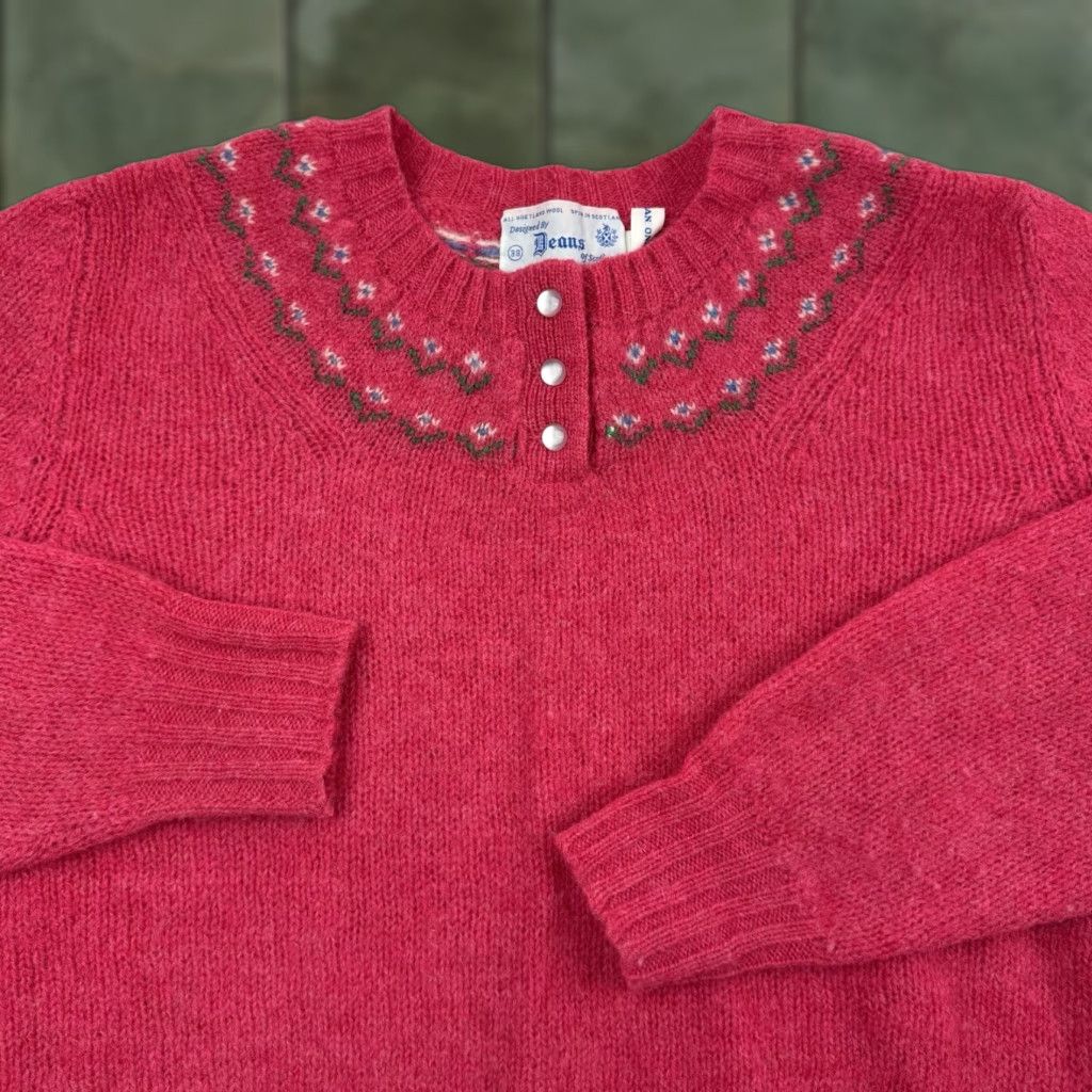 Pinko VINTAGE Deans Of Scotland Sweater Womens 38 Pink 1970s 100% Wool Shetland Size S / US 4 / IT 40 - 1 Thumbnail