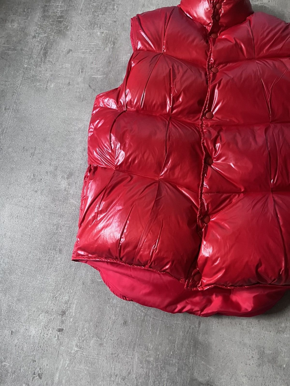 Maison Margiela Maison Margiela A/W 08 feather red puffer vest wrinkled rare Size US M / EU 48-50 / 2 - 2 Thumbnail