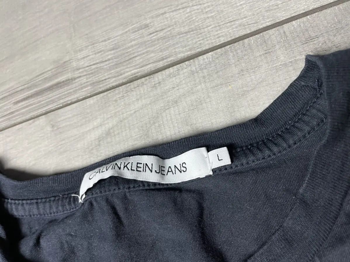 Calvin Klein Calvin Klein T-shirt lady streetwear size Large Size US L / EU 52-54 / 3 - 4 Thumbnail