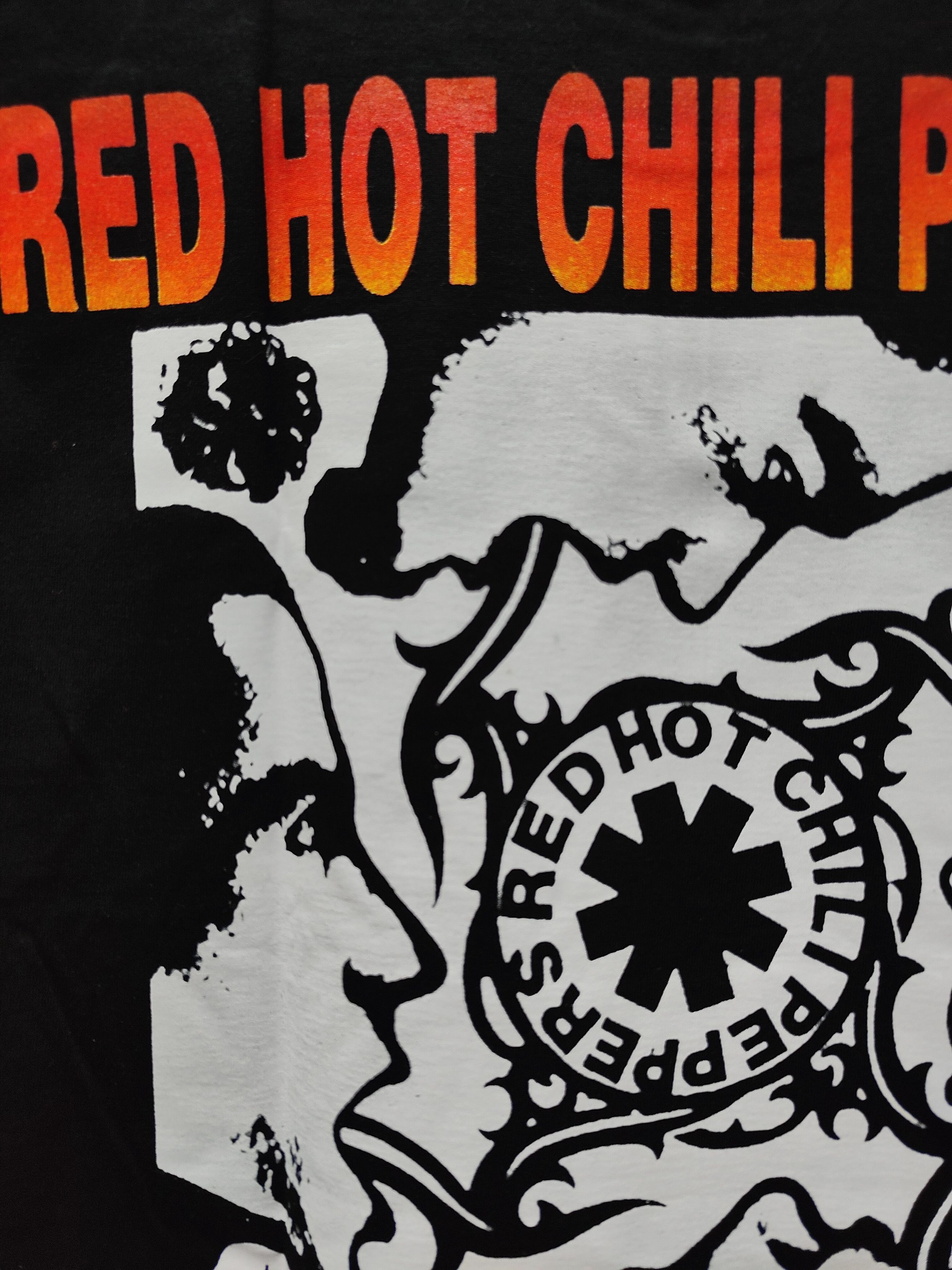 Band Tees Red Hot Chili Peppers Concert T-shirt Size US XL / EU 56 / 4 - 9 Thumbnail