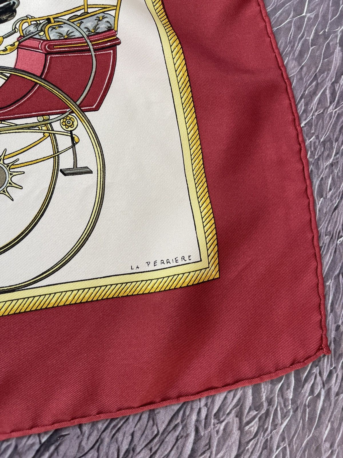 Hermes Hermes Les Voitures a transformation vintage silk scarf Size ONE SIZE - 9 Thumbnail