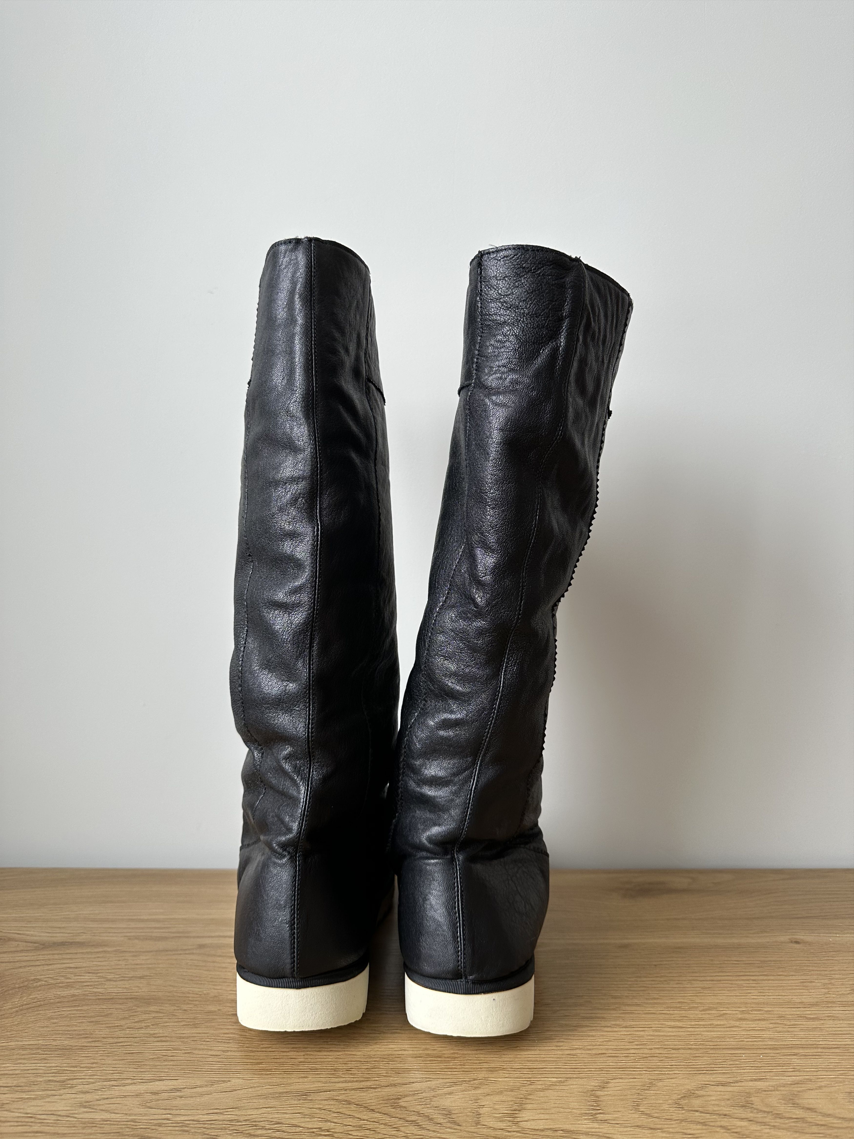 NAVYBOOT Navyboot Black Leather Shearling Tall Boots EU41 Size US 8 / EU 41 - 6 Thumbnail