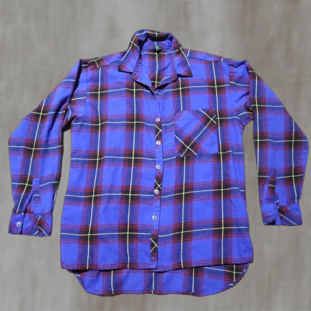 Vintage VINTAGE Wild Fable Collared Plaid Button Front Shirt Blue Yellow Women's XS XS Collared Shirt Casual Womens XS Blue Plaid Button-Up 90s Size XS / US 0-2 / IT 36-38 - 1 Thumbnail