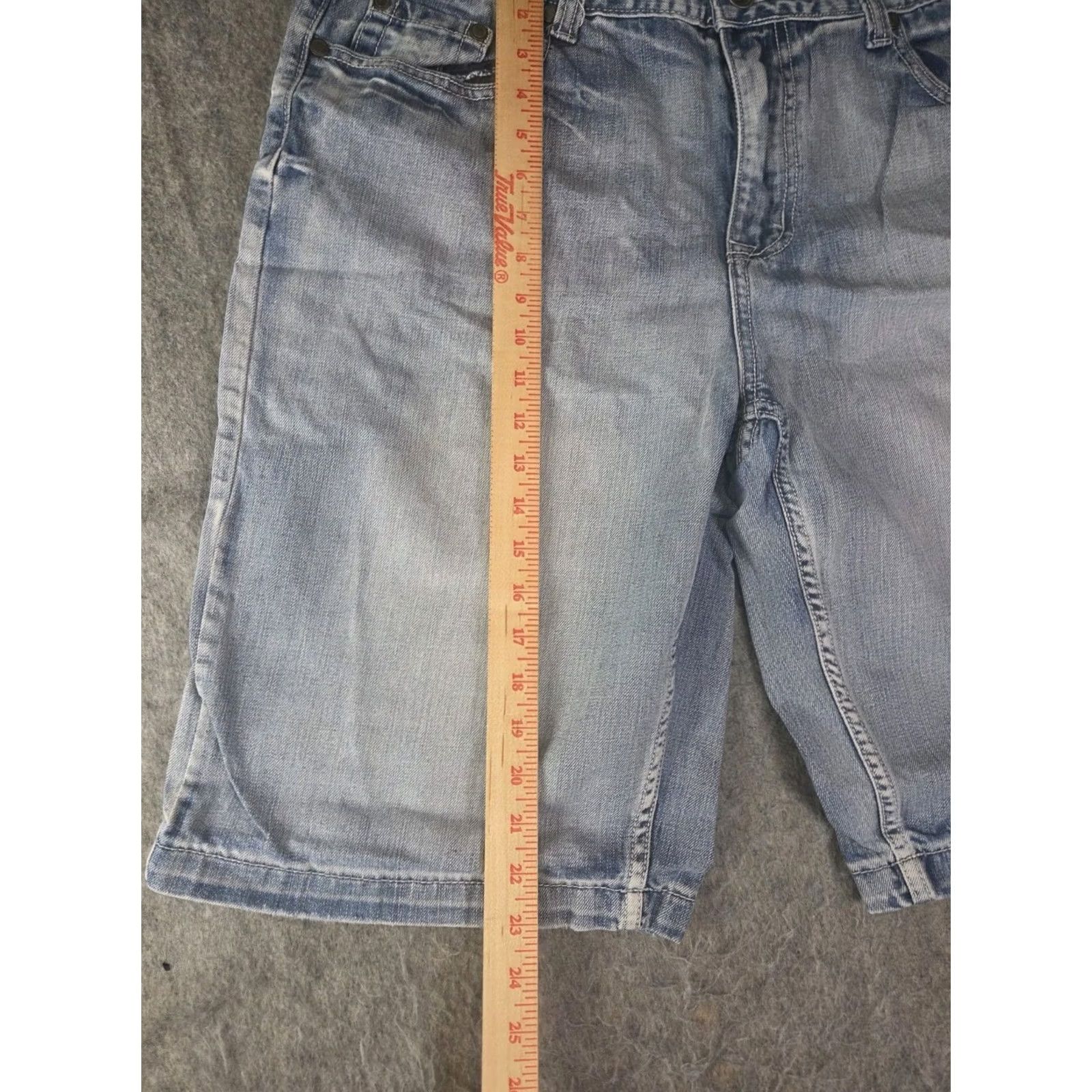 Denime VINTAGE Helix Jeans Shorts Baggy Light Wash Denim 38 Men 80s Grunge Cargo Pockets Distressed Regular Inseam 12in Blue Cotton Shirt Size US 38 / EU 54 - 7 Thumbnail