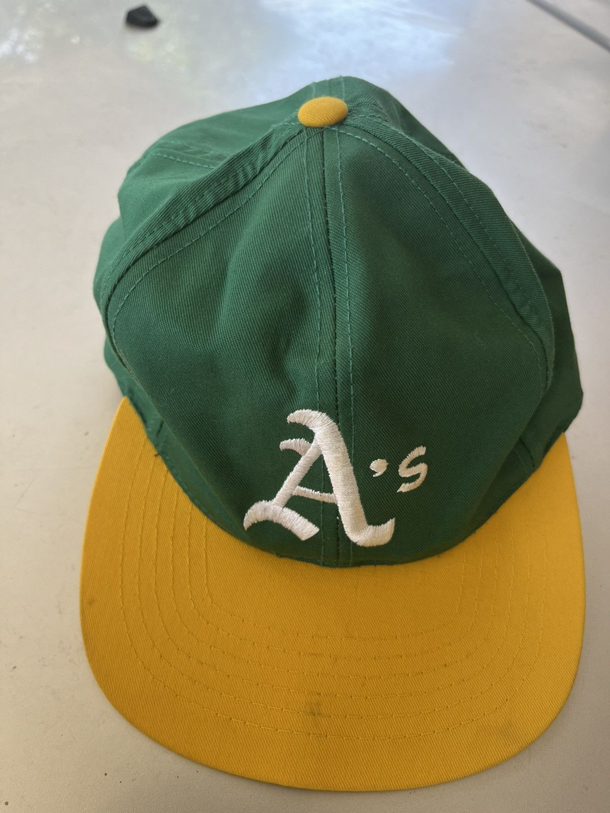 Vintage vintage 90s athletic oakland hat Size ONE SIZE - 2 Thumbnail