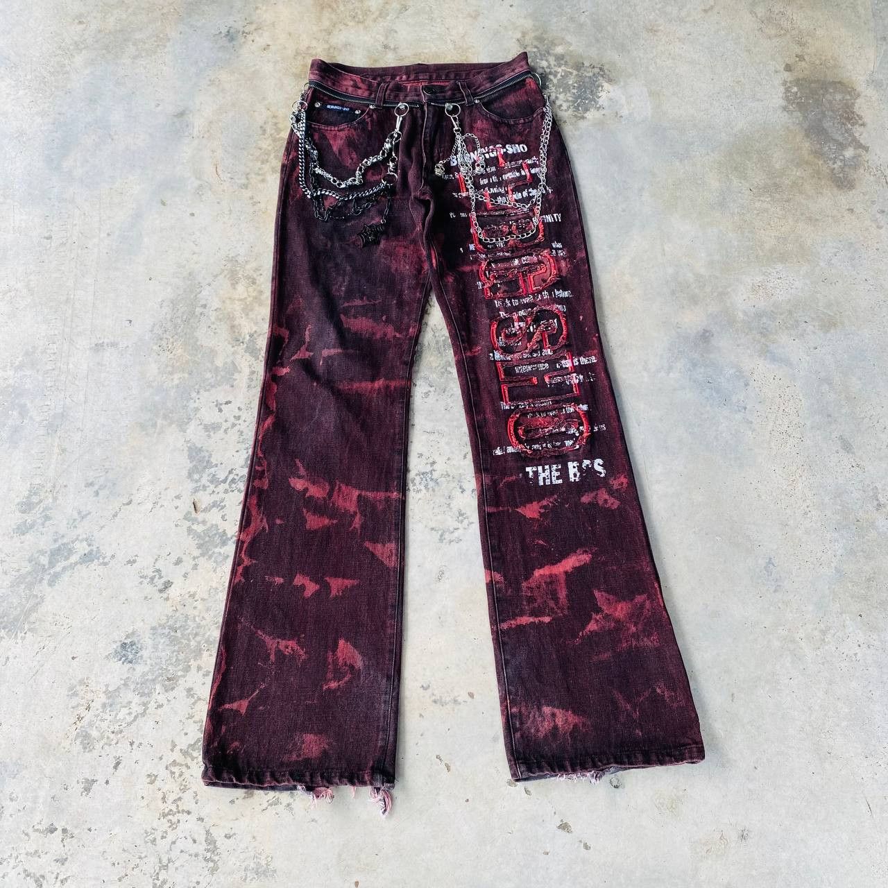 If Six Was Nine FLARED BERNING-SHO SKULL DYE DISTRESSED TORNADO MART STYLE Size US 28 / EU 44 - 6 Thumbnail