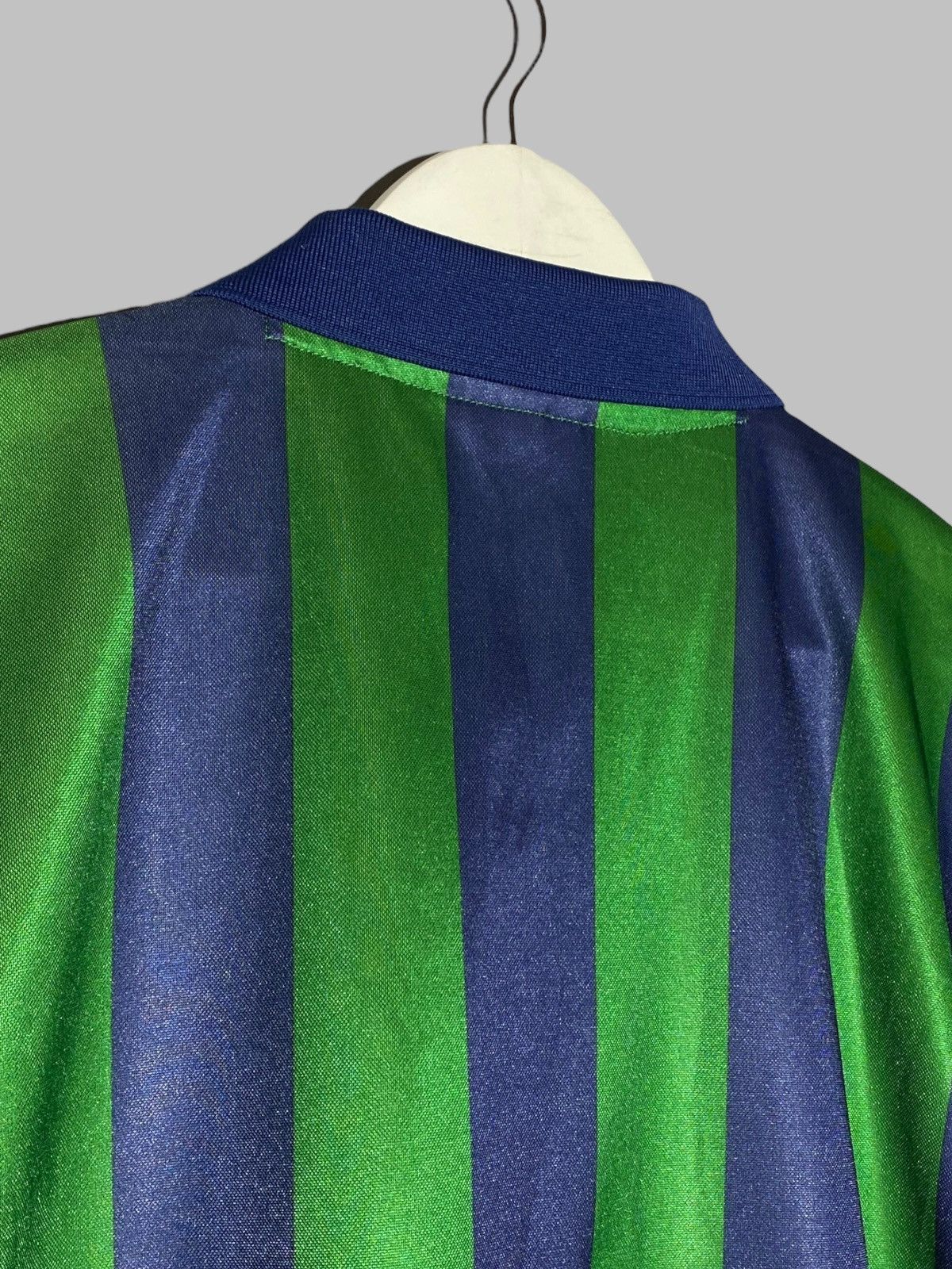 Vintage 🔥 90s LEEDS UNITED JERSEY RARE STRIPED THISTLE HOTELS 🔥 Size US M / EU 48-50 / 2 - 9 Thumbnail