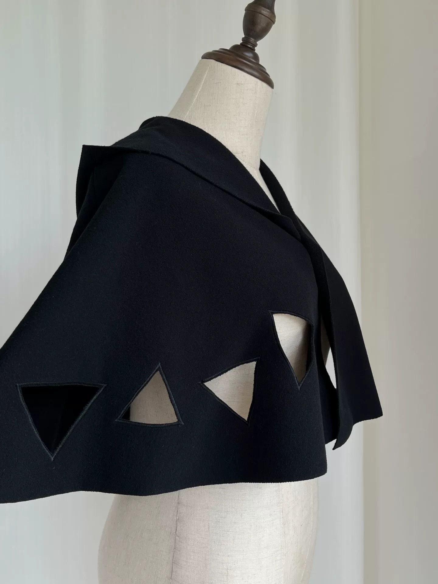 Y's Y’s by Yohji Yamamoto Black Cape Size M / US 6-8 / IT 42-44 - 1 Thumbnail
