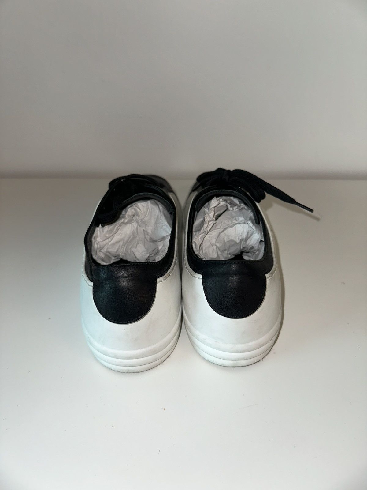 Chanel Chanel White Black Leather Rubber Sneakers Size US 8.5 / EU 41-42 - 4 Thumbnail