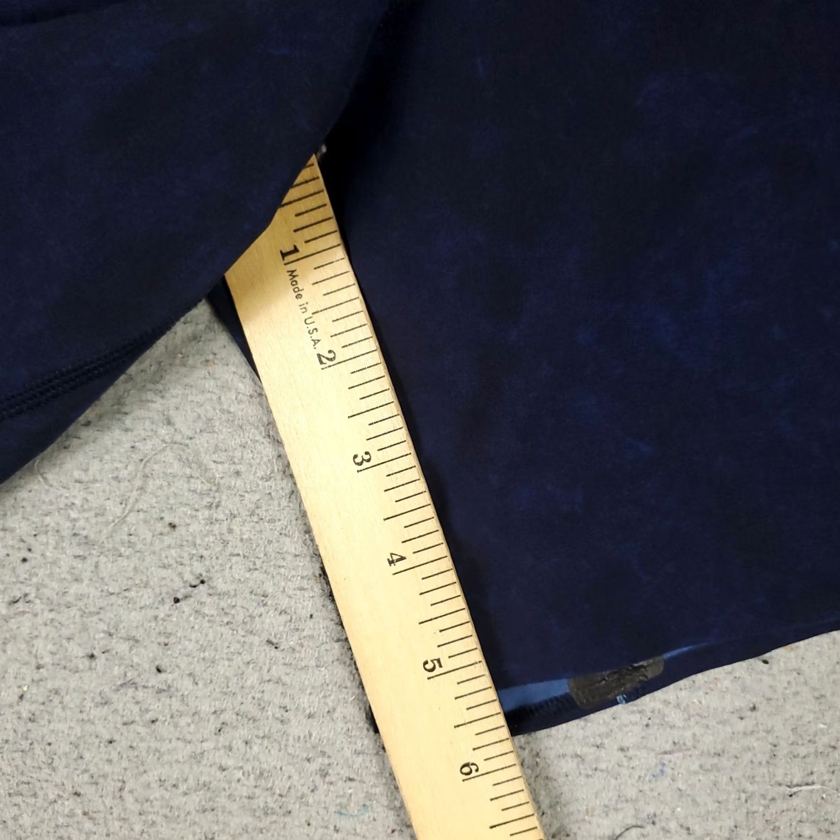 Lululemon Lululemon Shorts Mens Size Large Navy Blue Surge Lined Lace Tie Stretch Athletic Activewear Pockets Regular Size US 33 - 6 Thumbnail