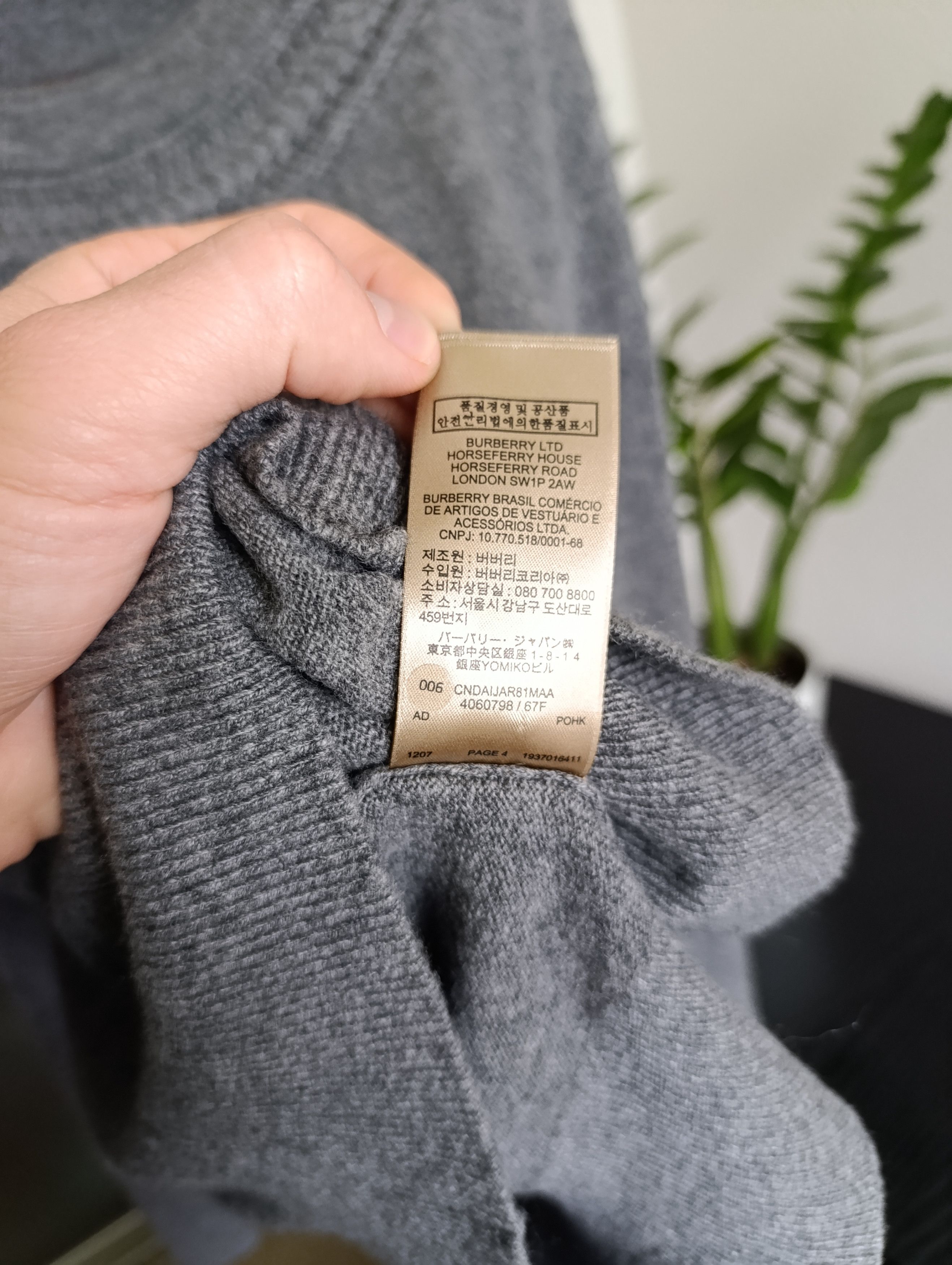 Burberry BURBERRY WOMENS CABLE KNIT YORK CASHMERE SWEATER Size L / US 10 / IT 46 - 13 Thumbnail