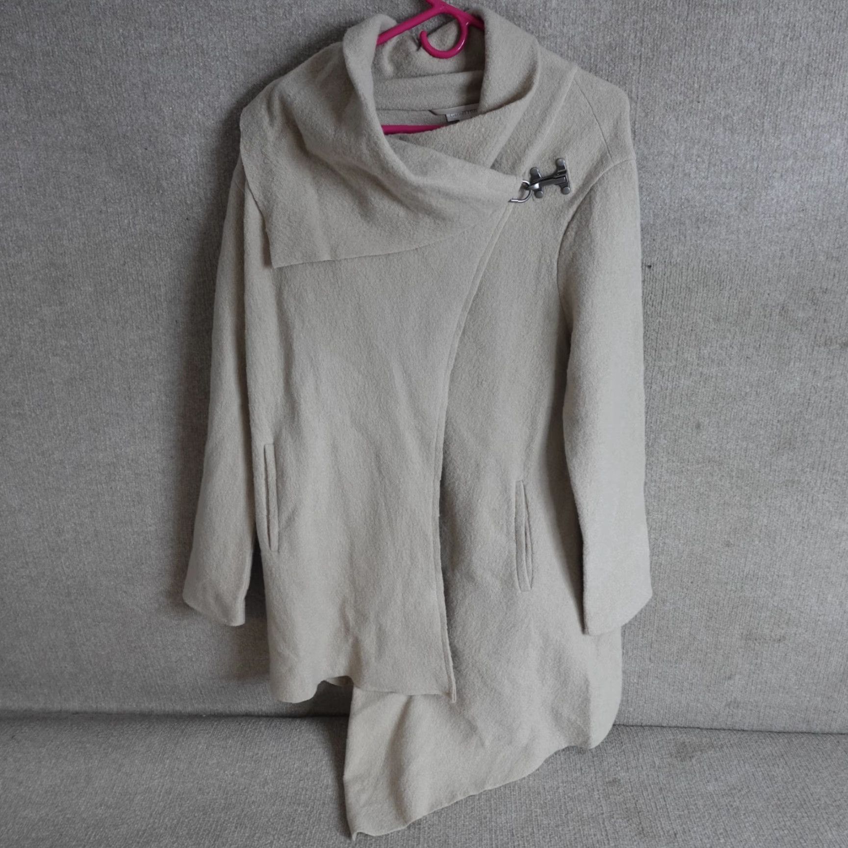 Vintage Garnet Hill Womens Jacket 10 Beige 100% Wool Boiled Asymmetrical Long Sleeve Button Toggle Fall Spring Winter Casual Mens Womens Girls Boys Size L / US 10 / IT 46 - 2 Thumbnail