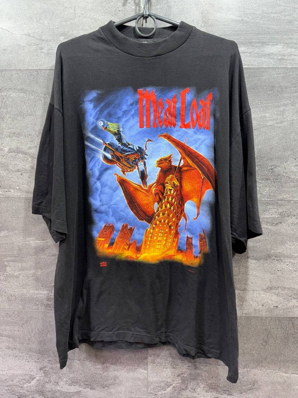 Band Tees Vintage 1993 Meat Loaf Everything Louder World Tour Shirt Size US XL / EU 56 / 4 - 1 Thumbnail