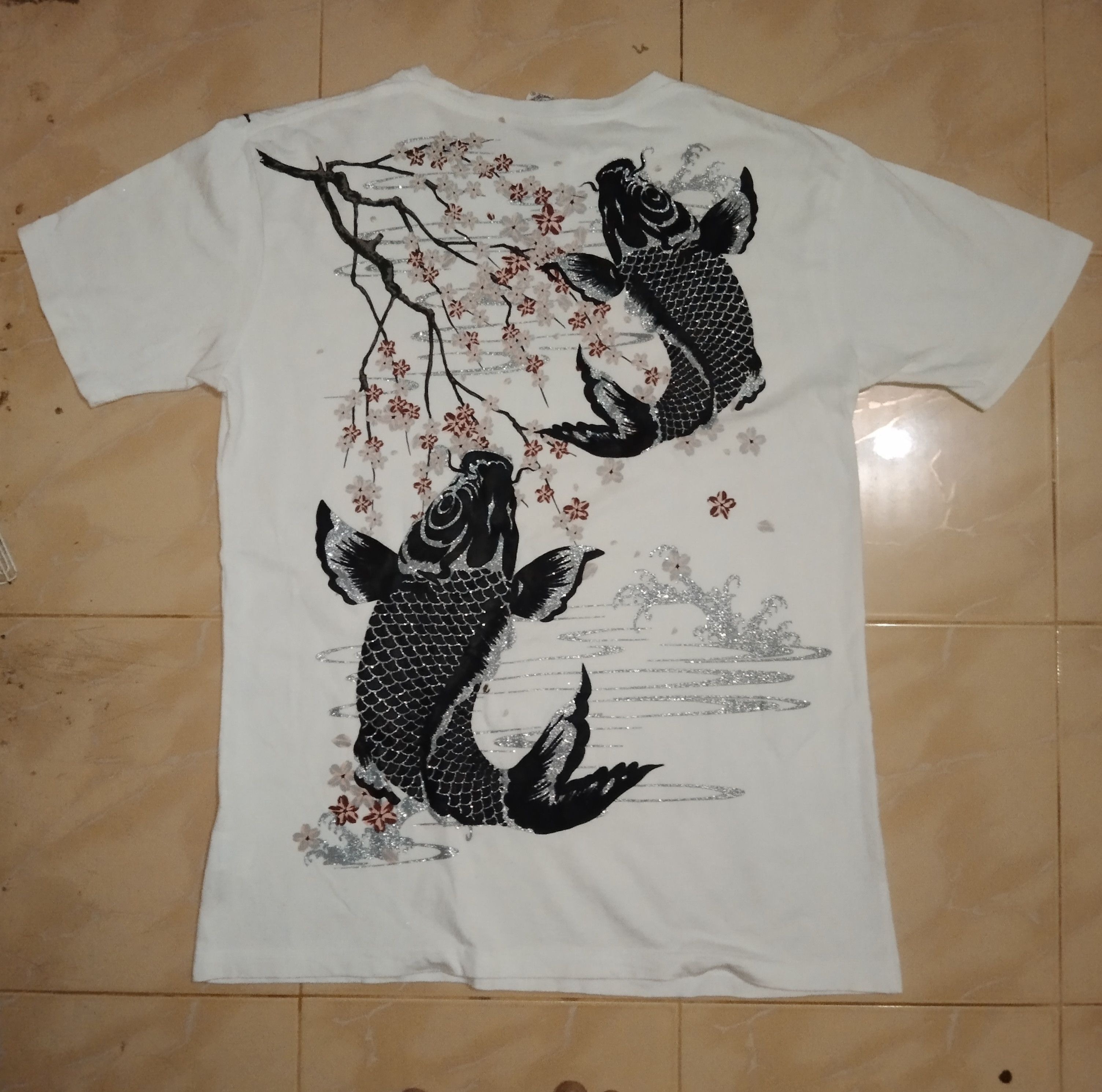 Japanese Brand Japanese culture koi fish OVP sukajan souvenir tee Size US M / EU 48-50 / 2 - 3 Thumbnail