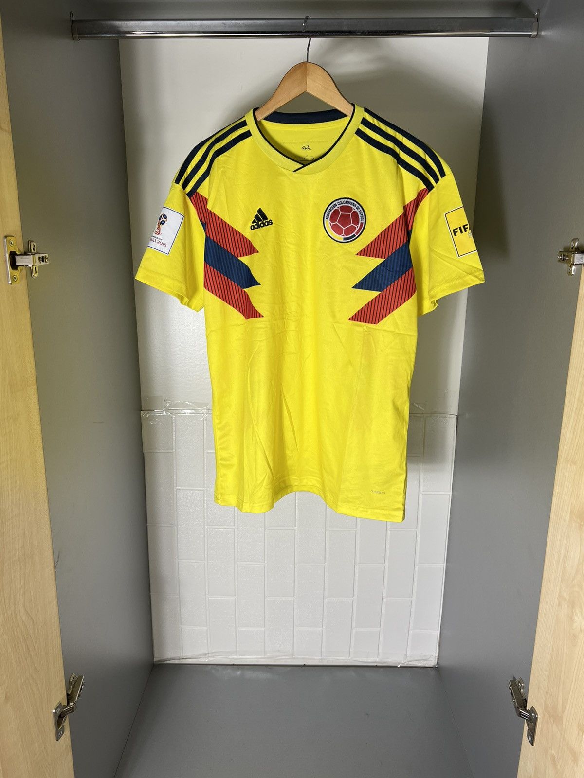 Vintage VERY RARE ADIDAS COLOMBIA SOCCER JERSEY RETRO BLOKE Y2K 90s Size US L / EU 52-54 / 3 - 2 Thumbnail