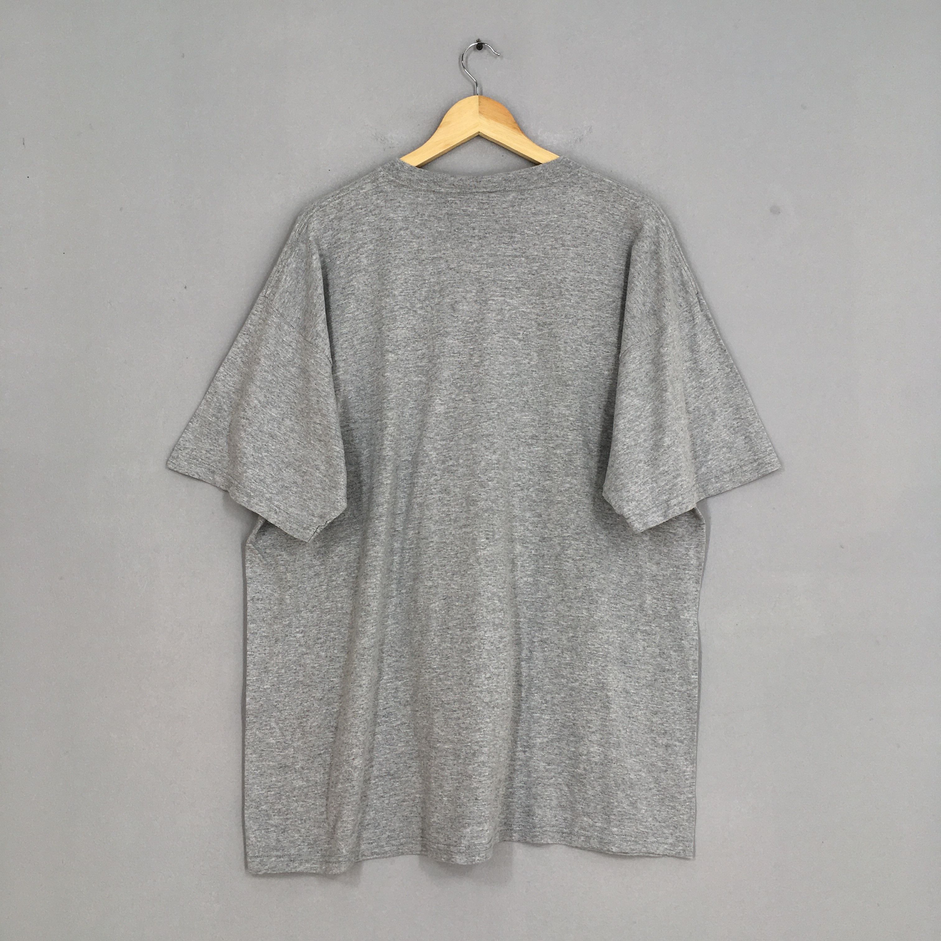 Nike Vintage 90's Nike Swoosh Tshirt XLarge Oversized Size US XL / EU 56 / 4 - 6 Thumbnail