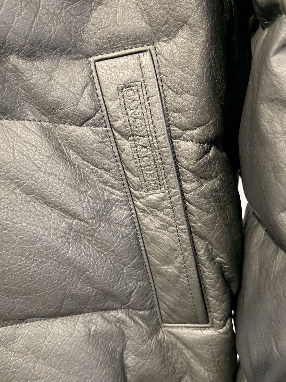 Canada Goose × October's Very Own OVO x Canada Goose F&F Buffalo Leather Chilliwack Jacket Size US XXL / EU 58 / 5 - 5 Thumbnail