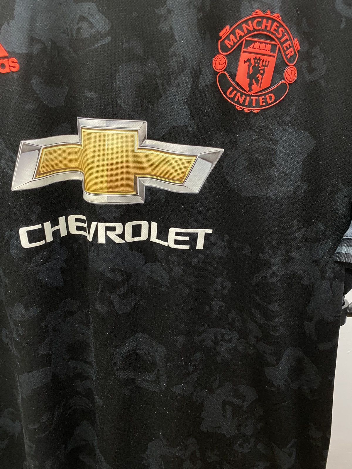 Adidas MANCHESTER UNITED ADIDAS 2019/2020 THIRD JERSEY Roses Size US XXL / EU 58 / 5 - 16 Thumbnail