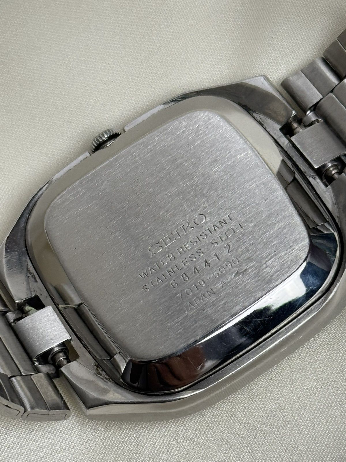 Seiko Seiko 5 TV Case Vintage Watch 7019|Day/Date watch japan made Size 36 - 12 Thumbnail