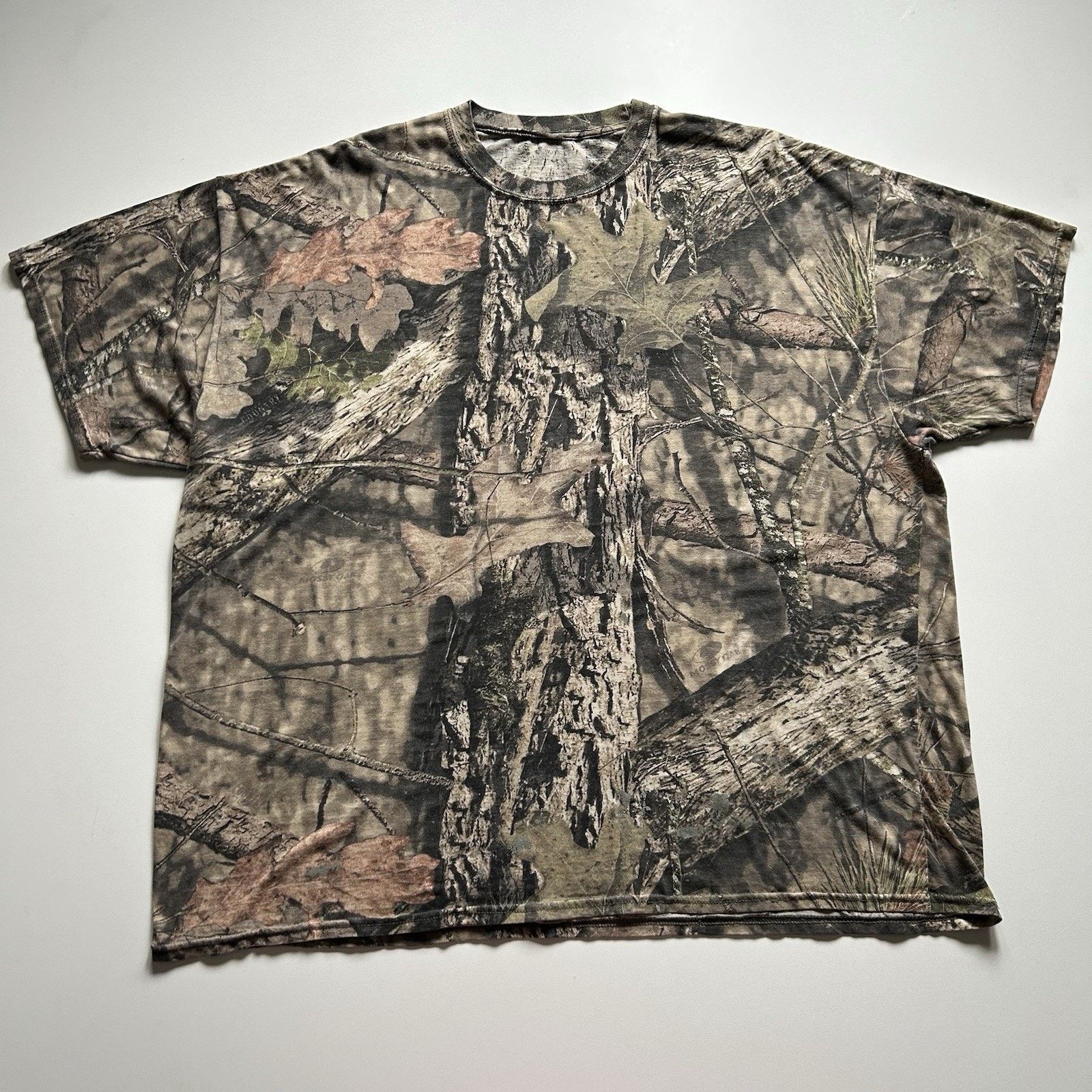 Vintage Y2K Real Tree Camouflage T Shirt XXL Hunting Camo