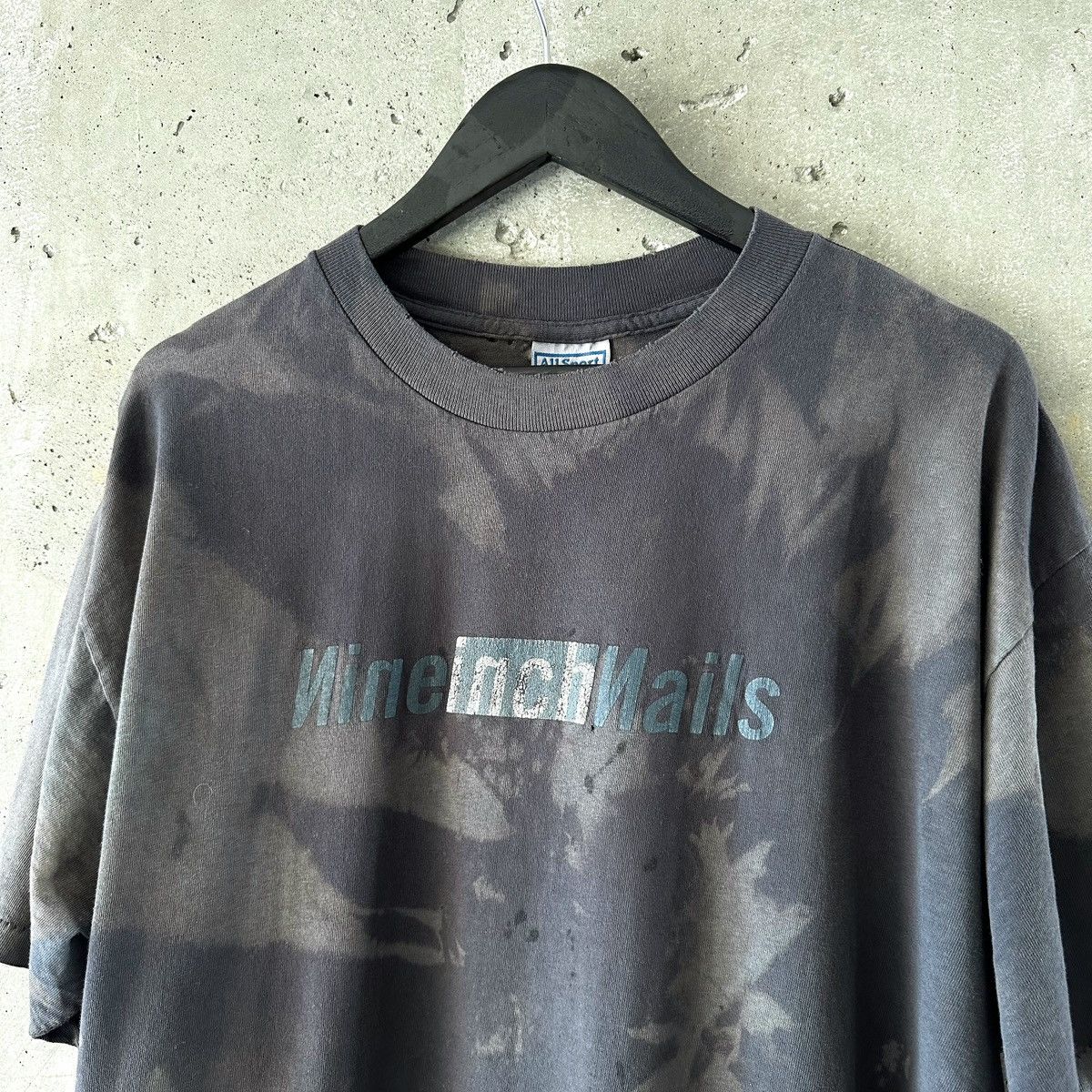 Band Tees 90’s Nine Inch Nails Tie-Dye T-Shirt Size US XL / EU 56 / 4 - 4 Thumbnail