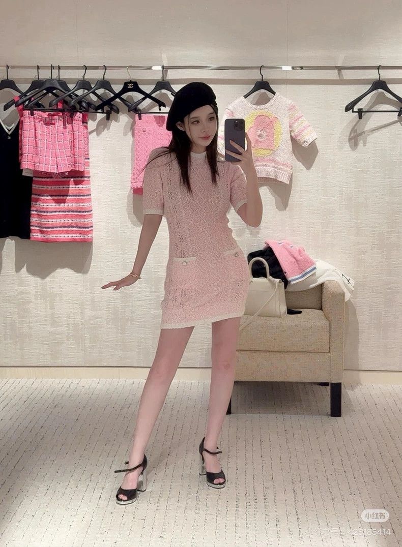 Chanel Chanel Pink knitted dress 2504-Nextarrow Size XS / US 0-2 / IT 36-38 - 9 Thumbnail