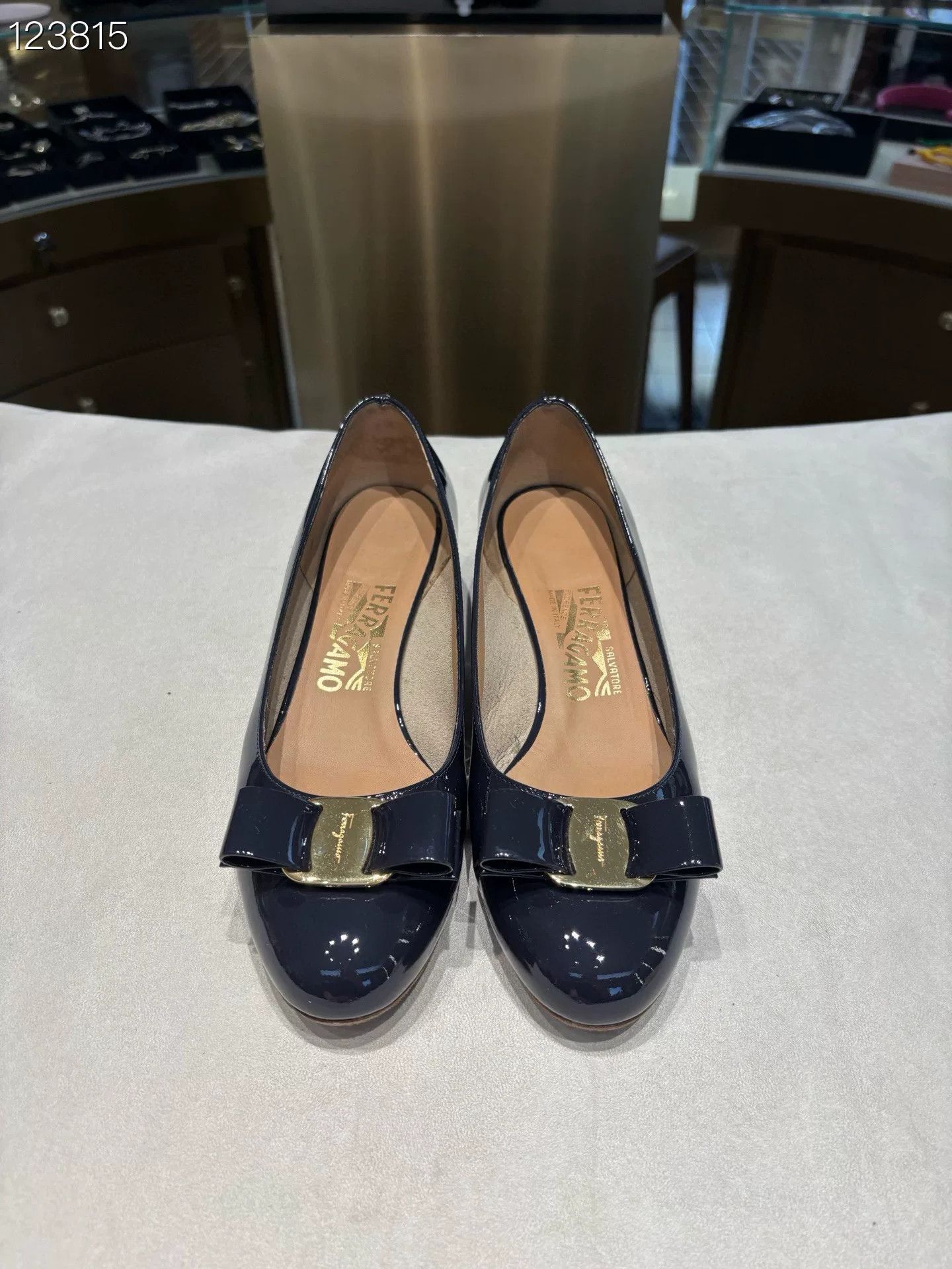 Salvatore Ferragamo Ferragamo Black Bow Square Heel Shoes Size US 6 / IT 36 - 1 Thumbnail