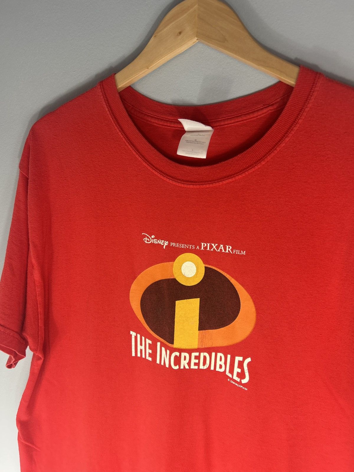 Disney Vintage The Incredibles Disney Pixar Promo Tee Size US L / EU 52-54 / 3 - 4 Thumbnail