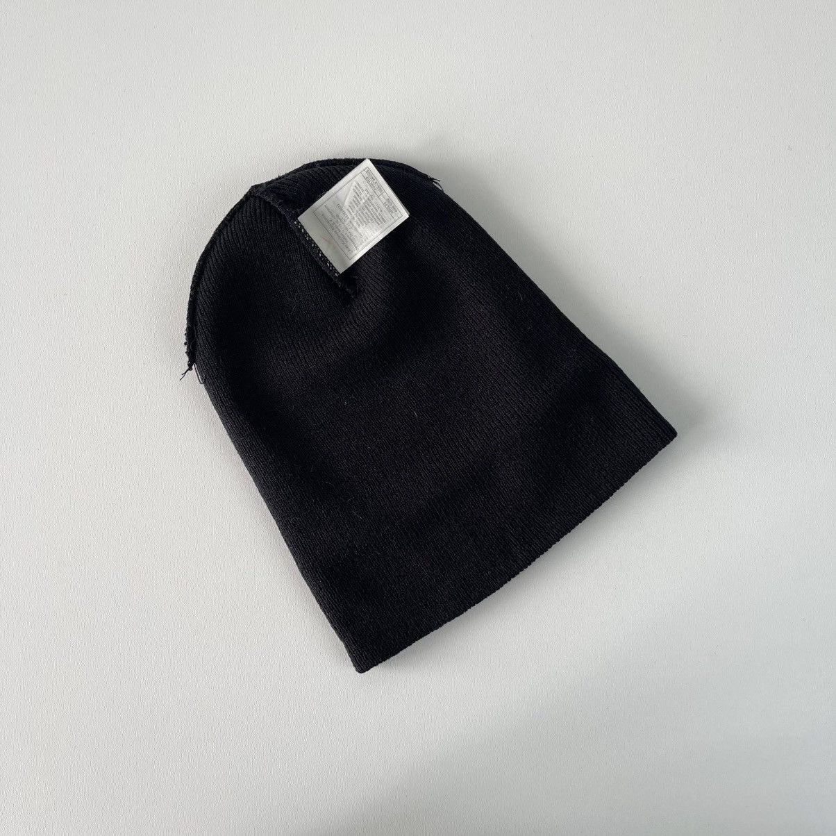 Nike Nike Swoosh Logo Vintage Beanie Hat Black Y2K Gorpcore Size ONE SIZE - 9 Thumbnail
