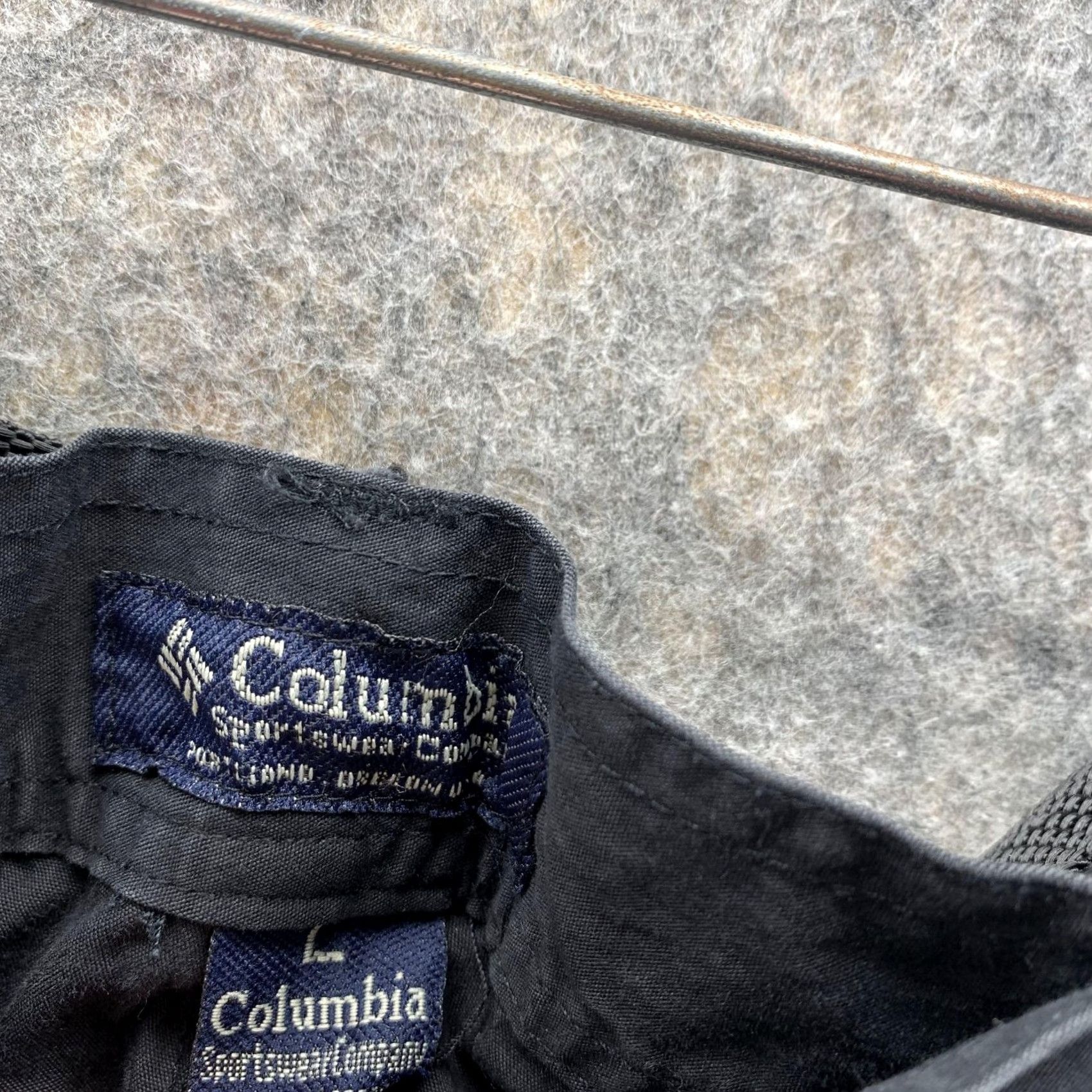 Vintage Columbia Pants Men Large Black Cargo 2 in 1 Shorts Hiking Utility Camp Vintage Cargo Pocket PFG Men’s Regular Size US 33 - 3 Thumbnail