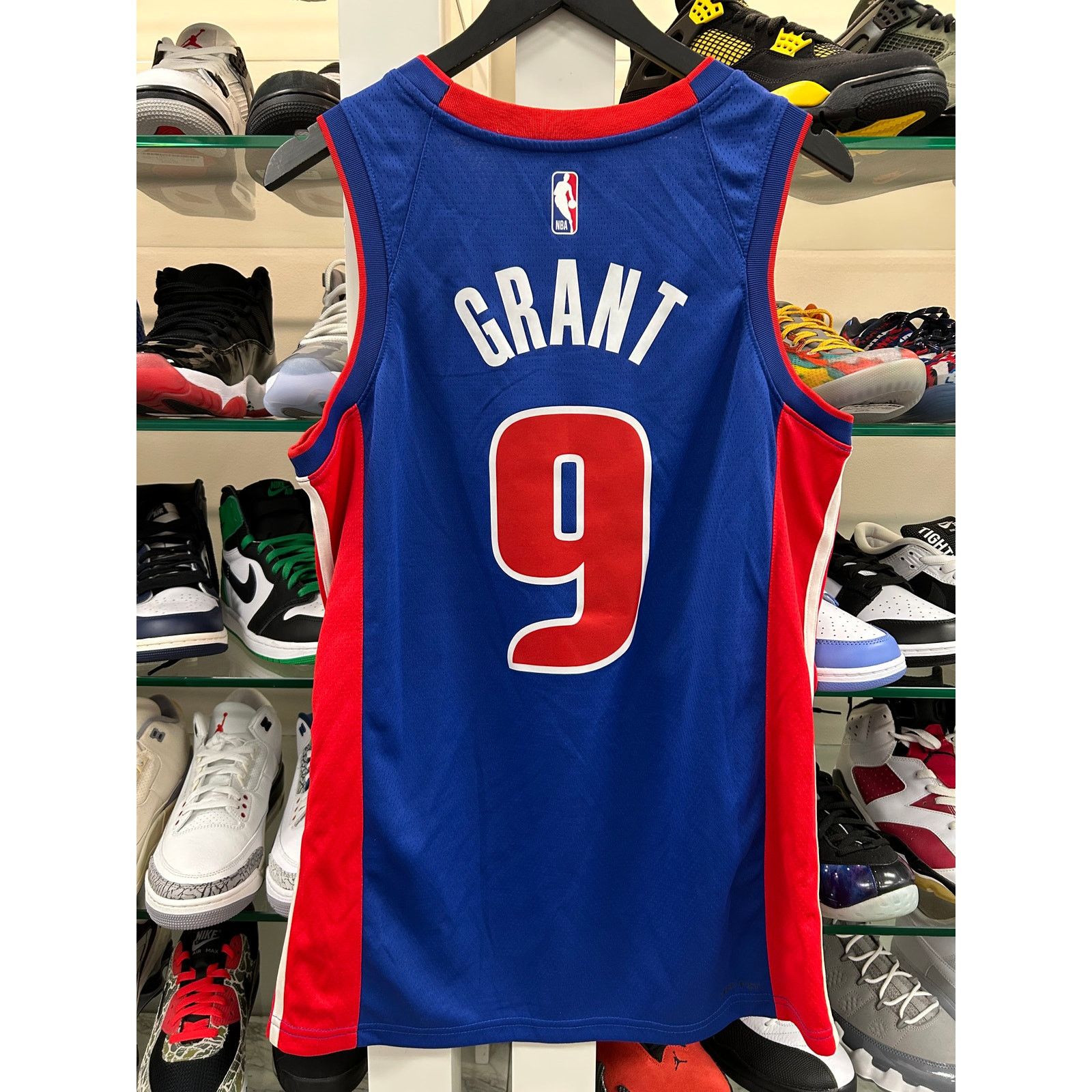 Nike Detroit Pistons NBA jersey 9 grant size 44 Medium M B12 Size US M / EU 48-50 / 2 - 3 Thumbnail