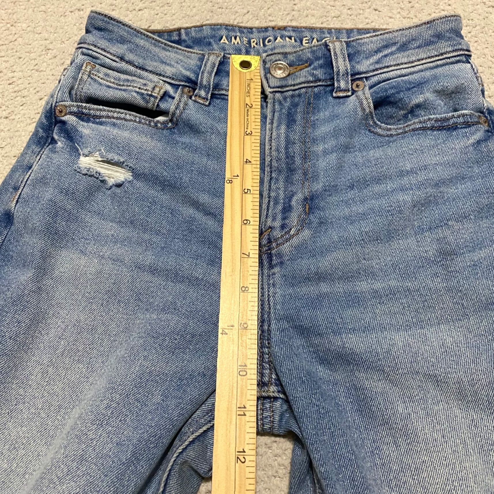 American Eagle Outfitters American Eagle Outfitters Mom Jeans Womens 0P Blue Denim Distressed High Rise Medium Wash Jeans Women Size 25" / US 0 / IT 36 - 7 Thumbnail
