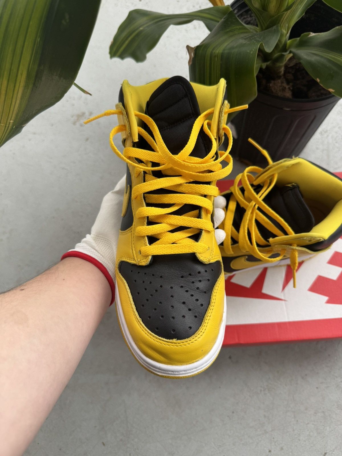 Nike Nike Dunk High Black Varsity Maize Men’s Sneakers Size US 10 / EU 43 - 5 Thumbnail