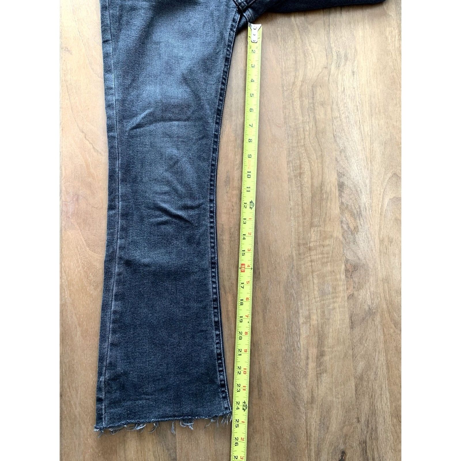 Bdg BDG Urban Outfitters Kick Flare High Rise Cropped Jeans Women 25 Black Denim 24x24.5 5-Pocket Distressed Logo Logo Zip Button Regular Vintage No Size 42" / US 20 - 6 Thumbnail
