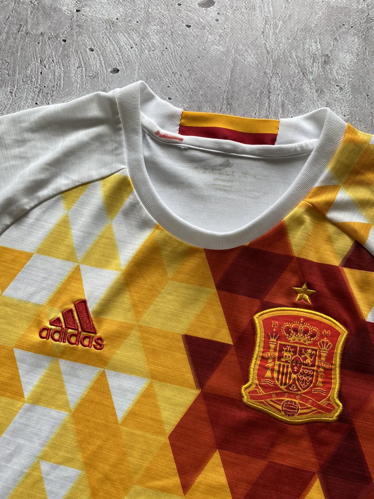 Adidas 👑Vintage Adidas Spain Away 2016 Mens Football Shirt Soccer Size US S / EU 44-46 / 1 - 3 Thumbnail