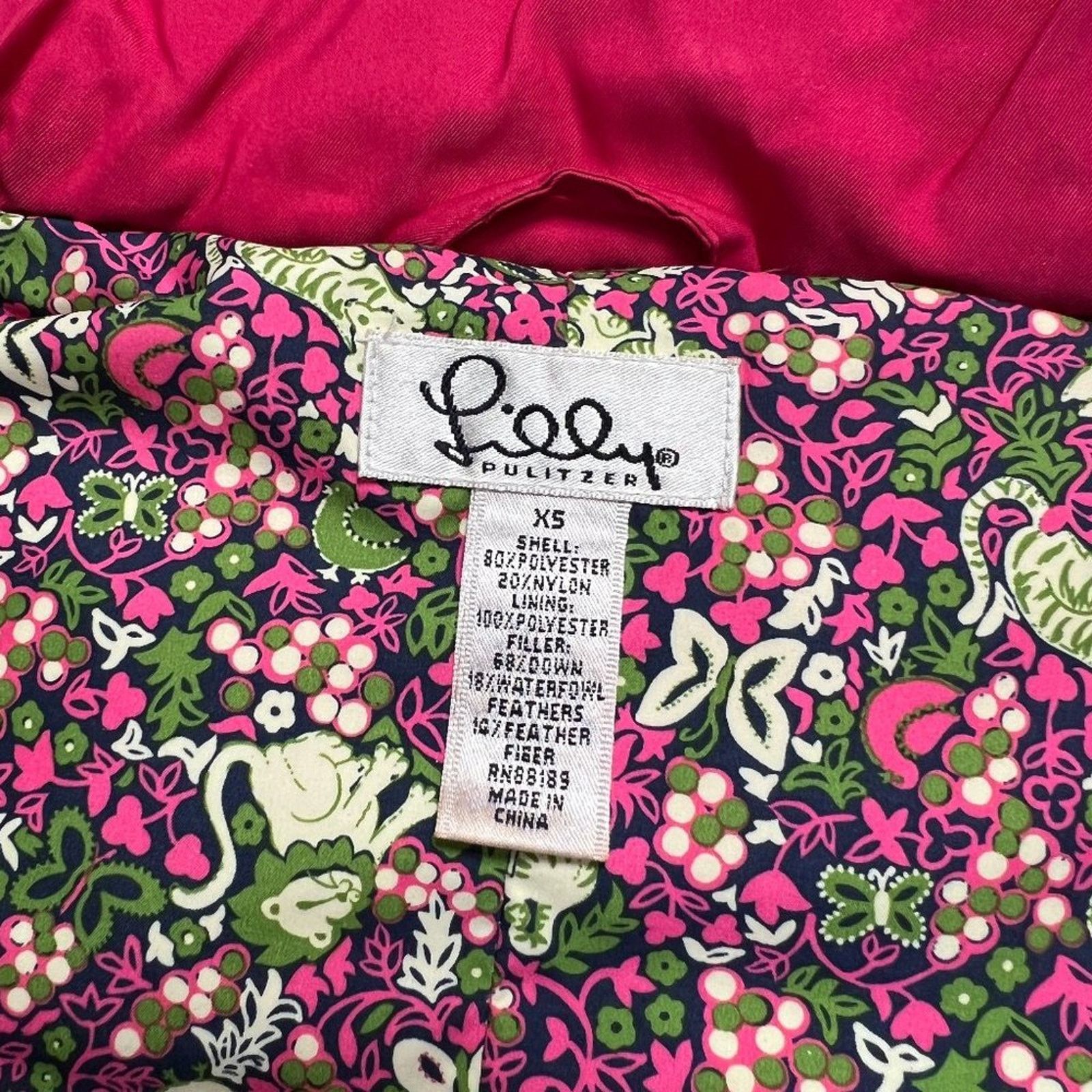 Lilly Pulitzer Lilly Pulitzer Quilted Down Puffer Vest Hot Pink XS Size XS / US 0-2 / IT 36-38 - 4 Thumbnail