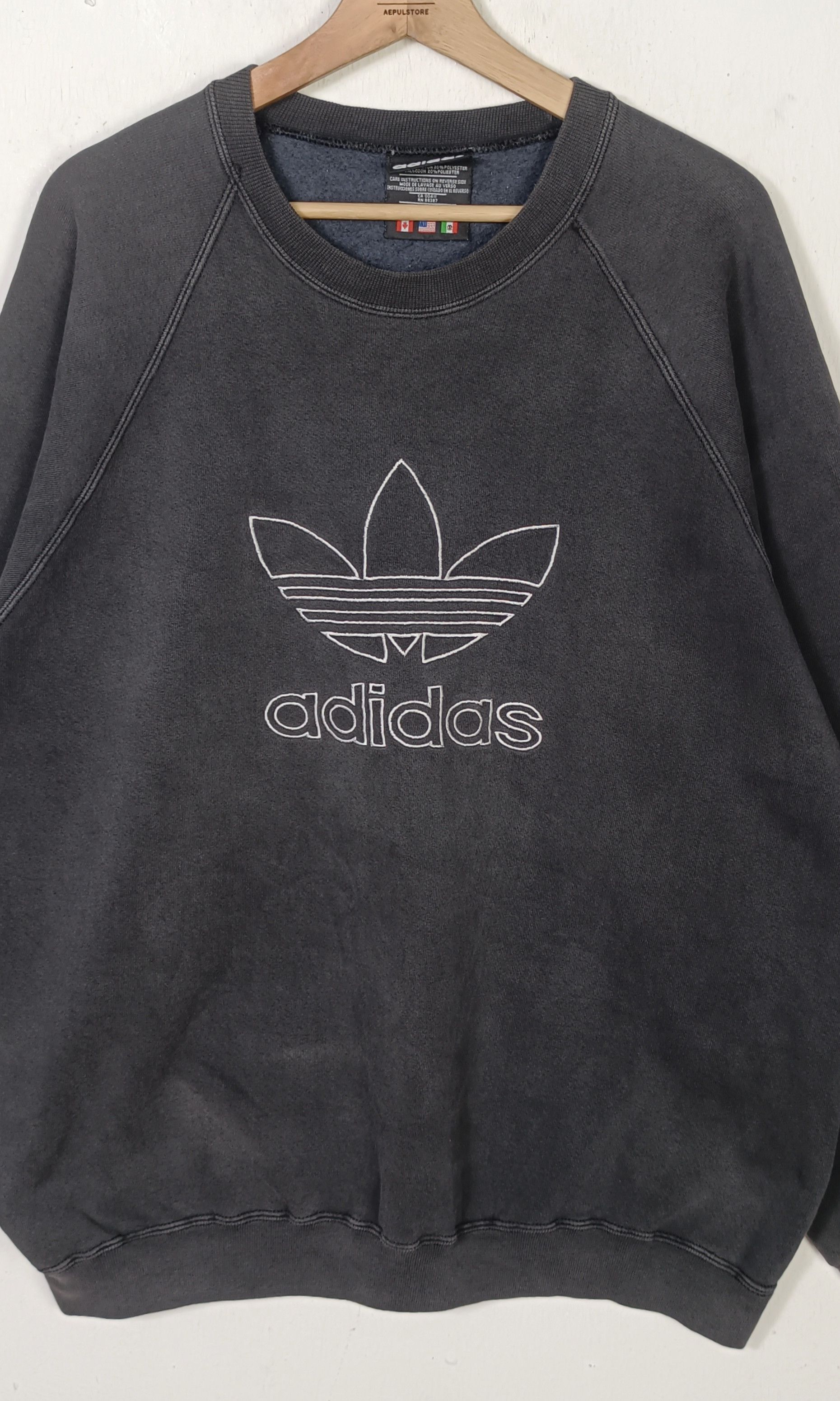 Adidas × Vintage Vintage Adidas Embroidered Center Logo Size US XXL / EU 58 / 5 - 3 Thumbnail