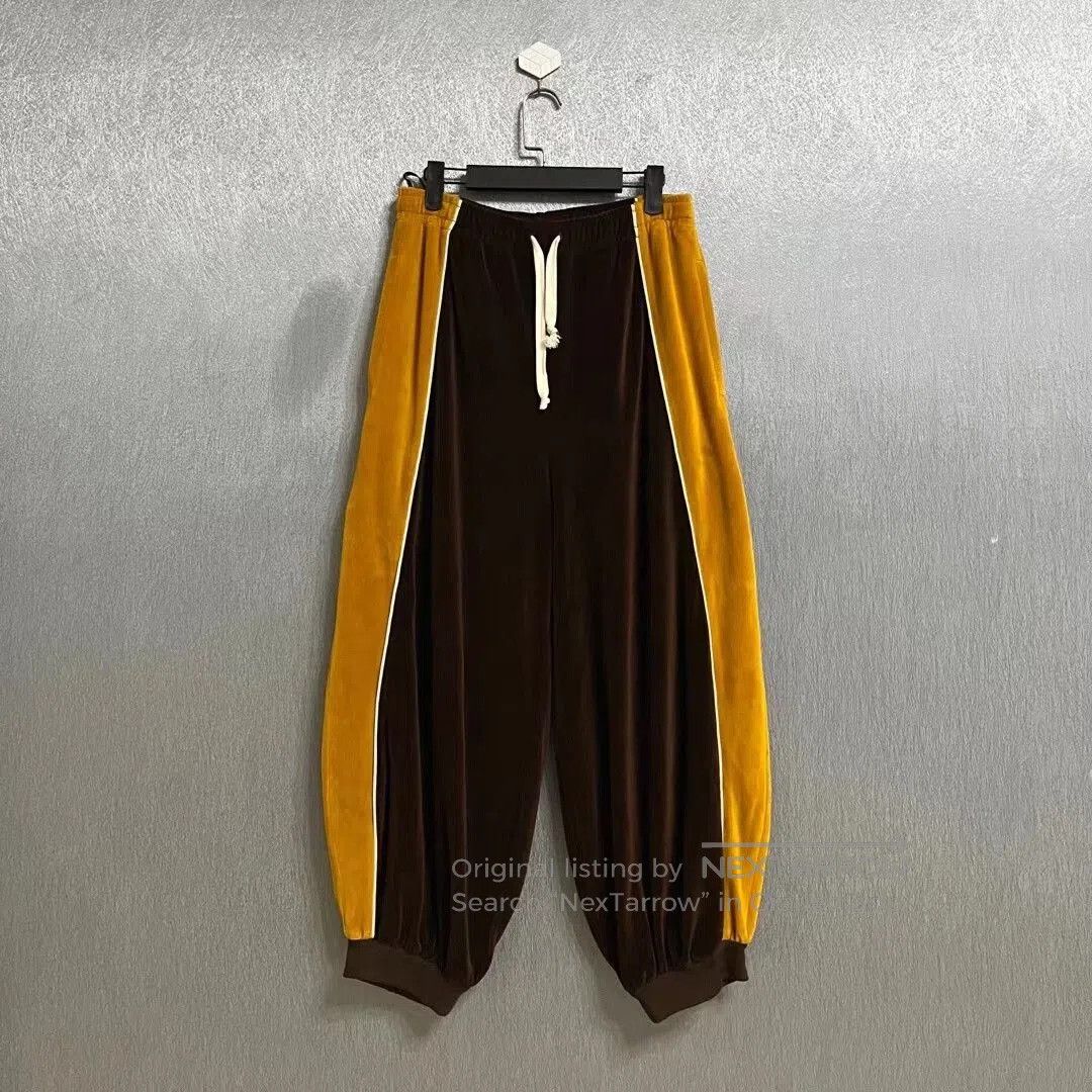 Gucci gucci velvet trackpants in brown and yellow. Size 22" - 2 Thumbnail