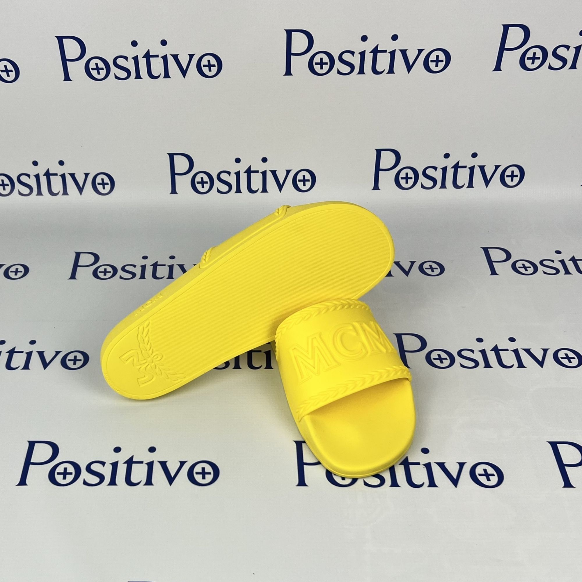 MCM MCM Yellow Big Logo Rubber Slides US 11 EU 44 Size US 11 / EU 44 - 6 Thumbnail