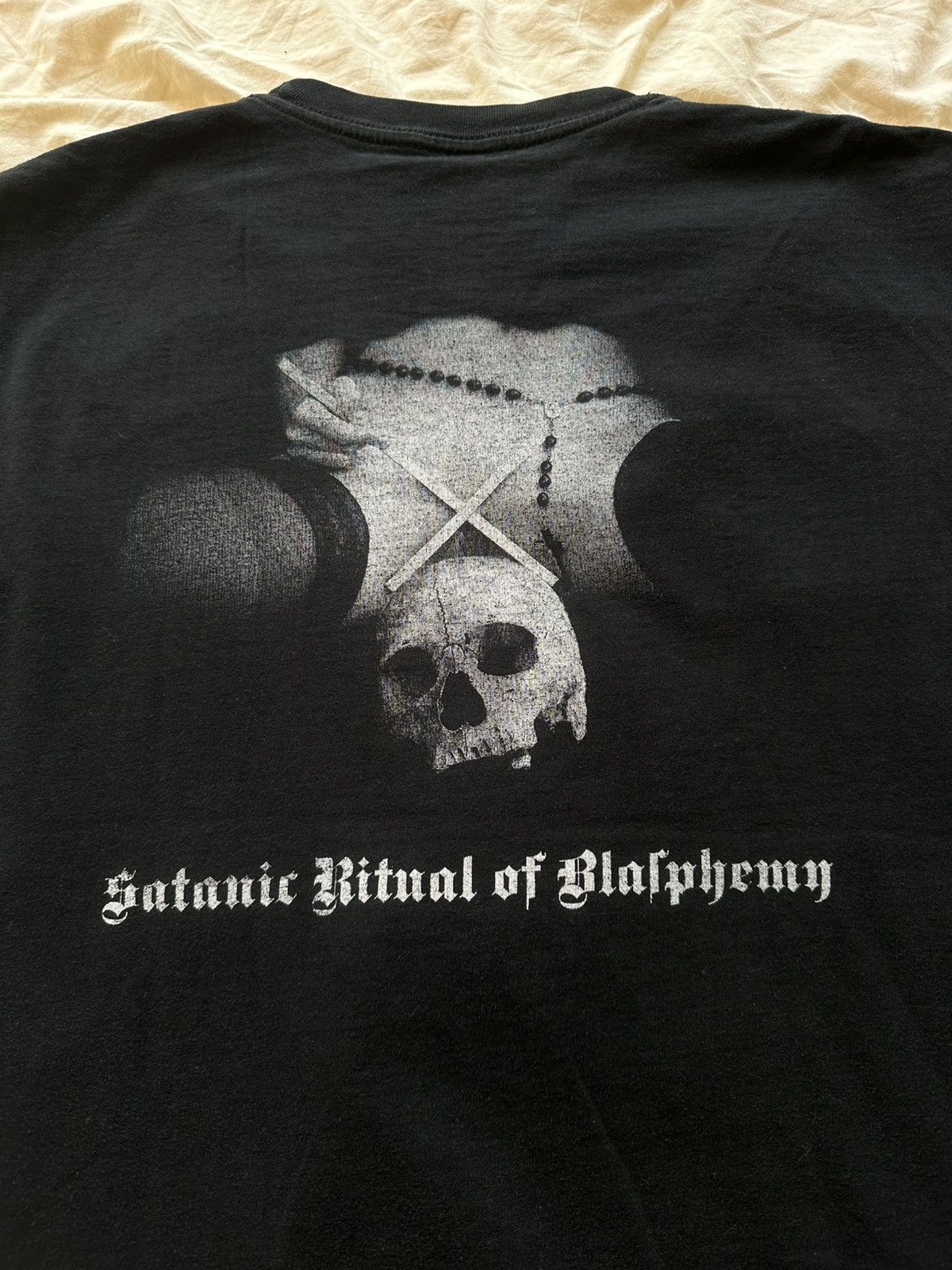 Band Tees Besatt Hail Lucifer 1999 vintage t-shirt pussy/cunt Size US L / EU 52-54 / 3 - 3 Thumbnail