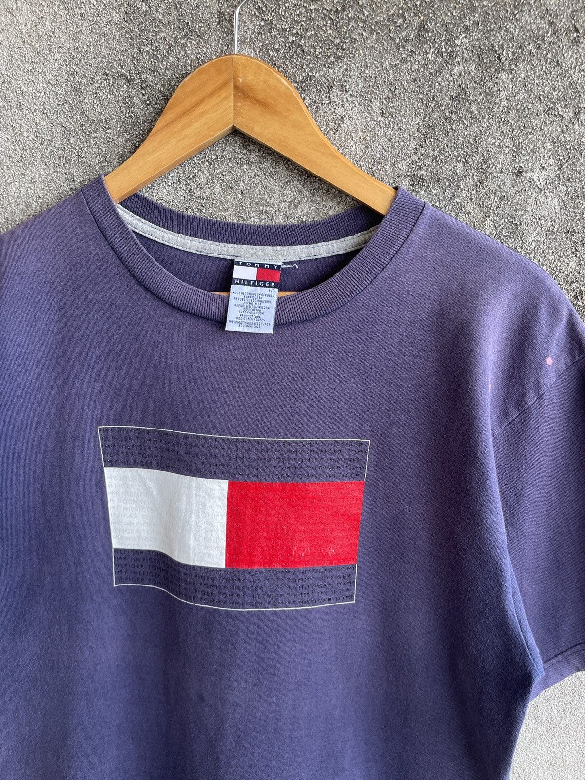 Tommy Hilfiger Vintage 90’s Sun Faded TOMMY HILFIGER Big logo Flag Tshirt Size US M / EU 48-50 / 2 - 5 Thumbnail