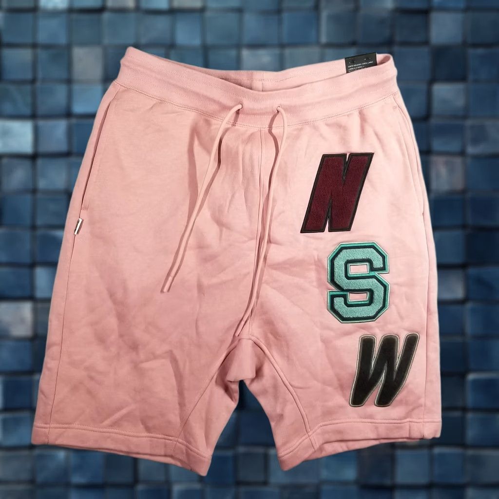 Nike Nike Shorts Mens M Pink Fleece Knee Length New Size US 31 - 1 Thumbnail