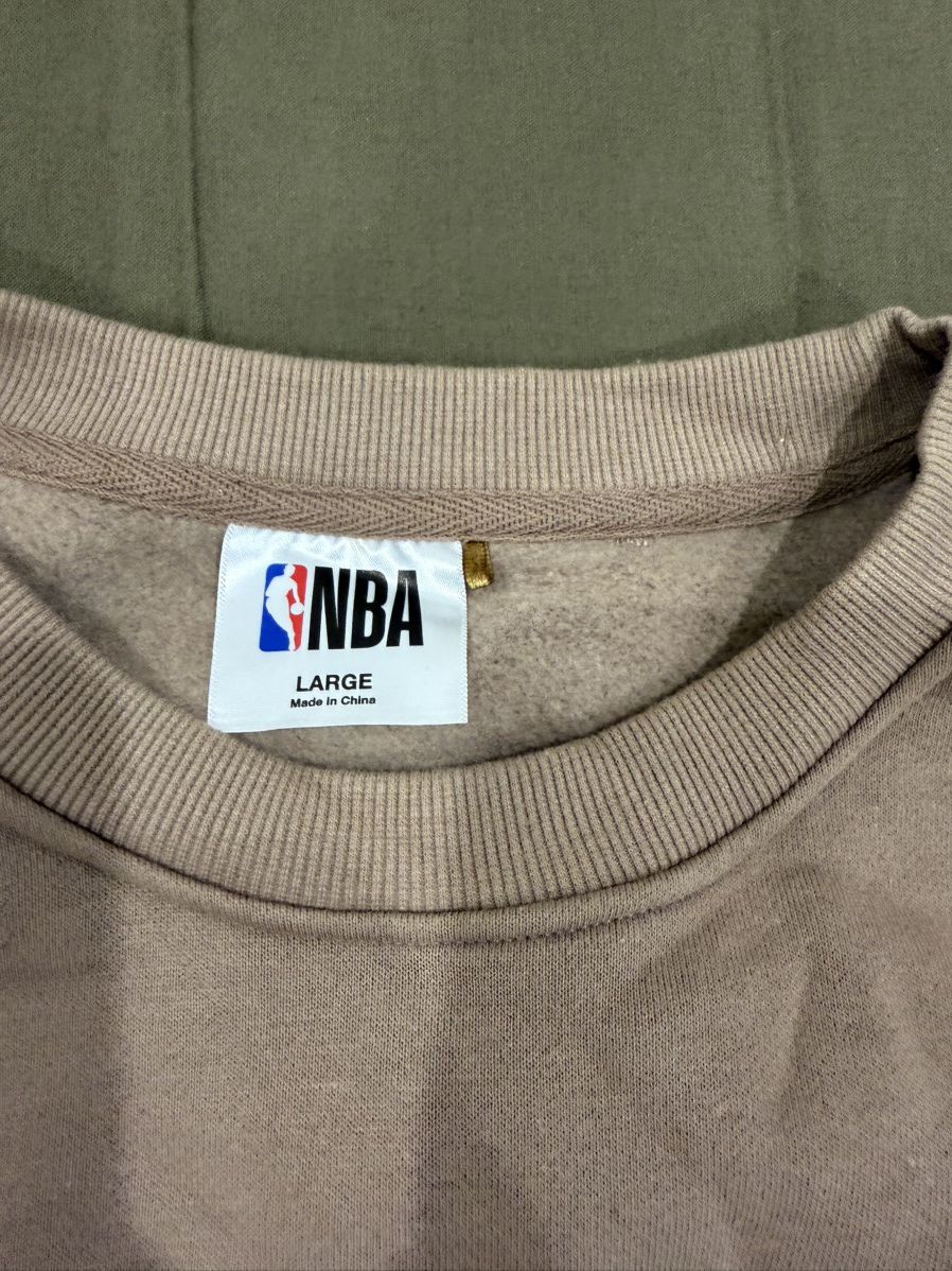 NBA NBA Los Angeles Lakers brown crewneck sweatshirt Size US L / EU 52-54 / 3 - 2 Thumbnail
