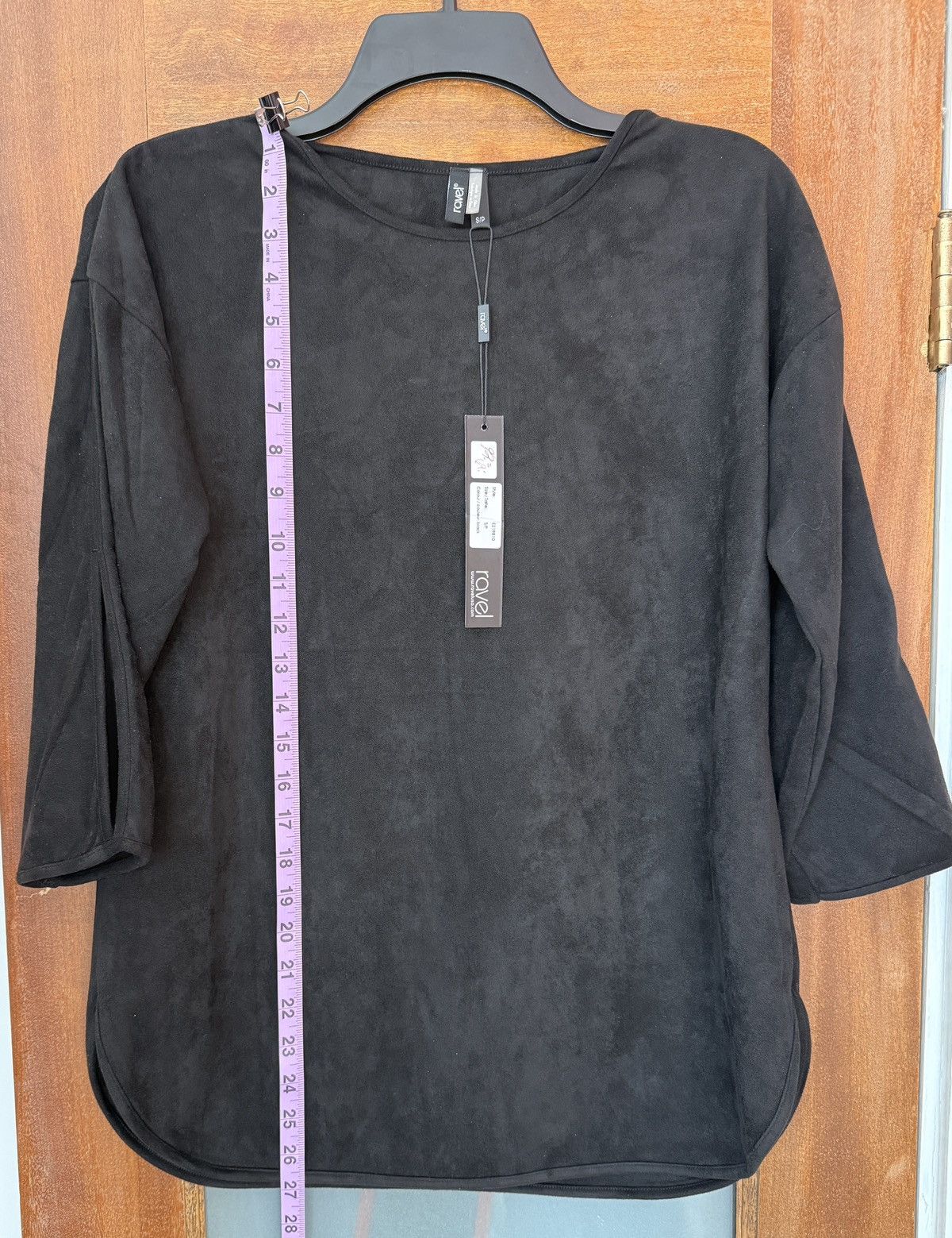 Other Ravel Women’s Black Semi Cold Shoulder Round 3/4 Sleeve Top Size S / US 4 / IT 40 - 8 Thumbnail
