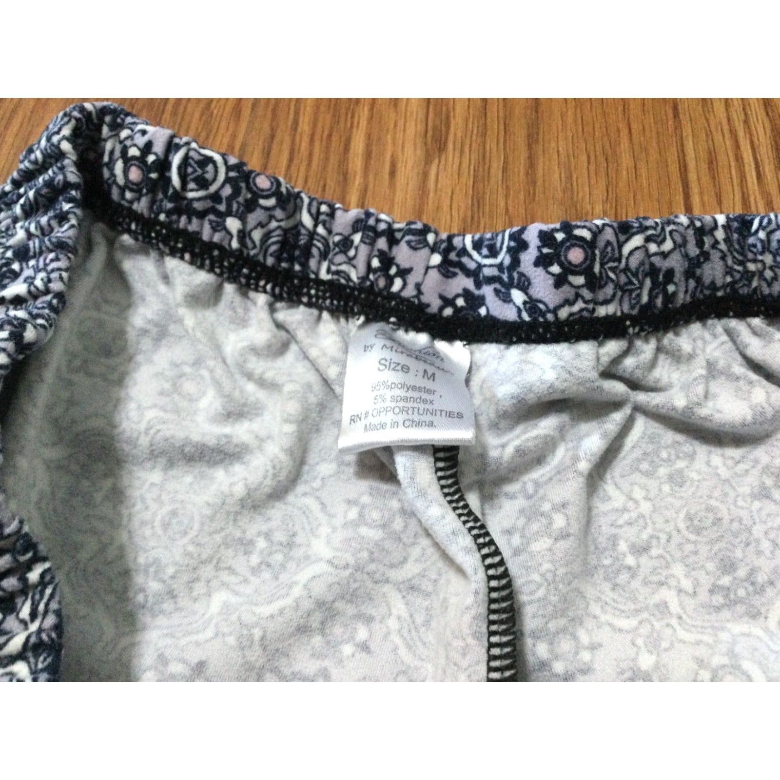 Vintage Fashion by Mirabeau Blue & White Sleep Lounge Shorts Size Medium Size 32" / US 10 / IT 46 - 4 Thumbnail