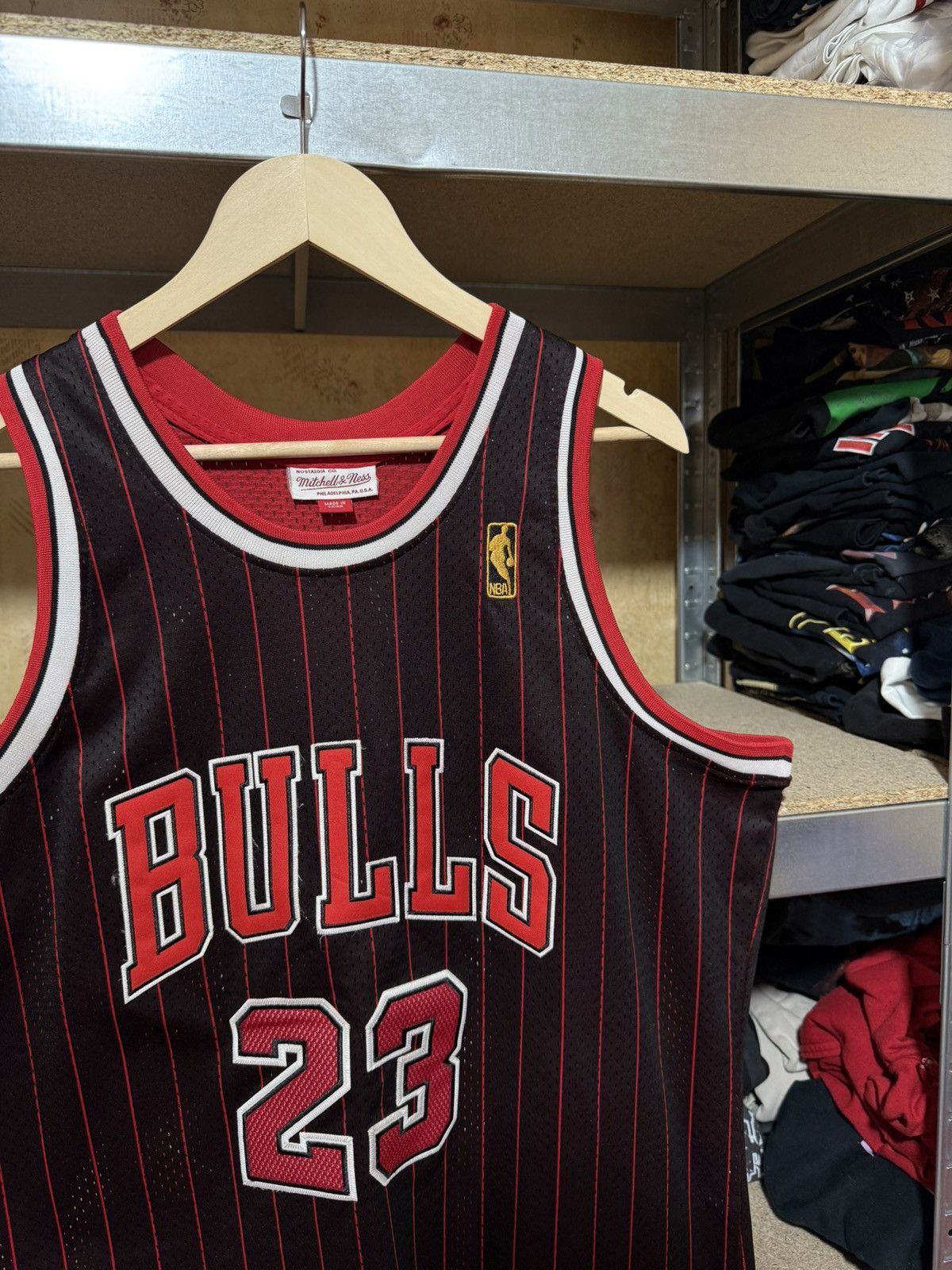 Mitchell & Ness × NBA × Vintage Vtg NBA Mitchell & Ness Jordan 1996 1997 Basketball Jersey Size US XL / EU 56 / 4 - 4 Thumbnail