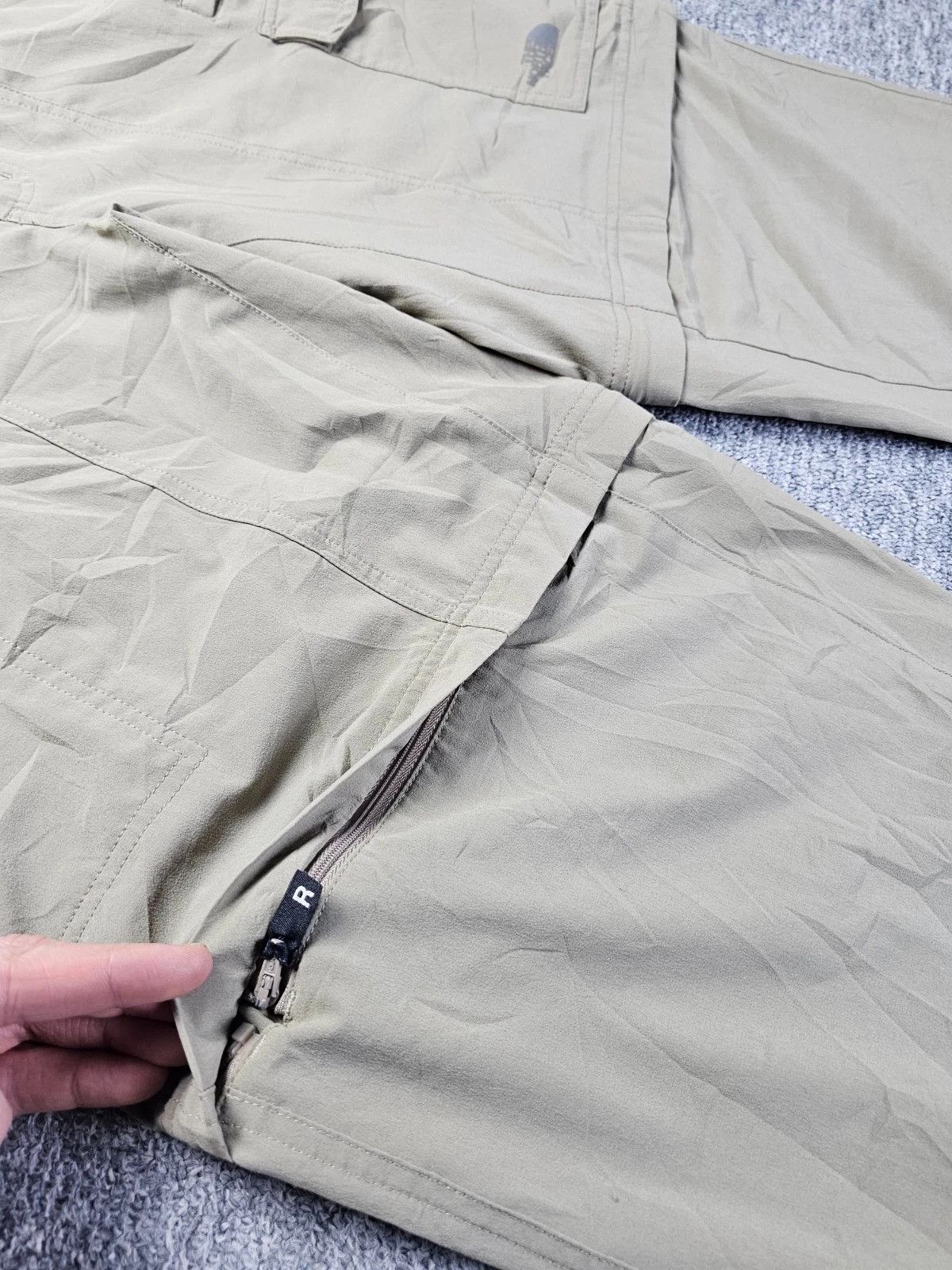 The North Face The North Face Apex Convertible Pants W32 Beige Softshell Size US 32 / EU 48 - 15 Thumbnail