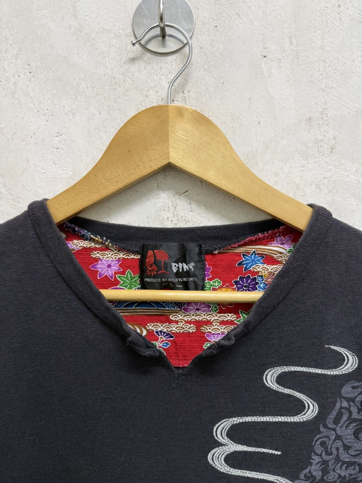 Japanese Brand Ryukyu Sukajan Yakuza Tattoo Karakuri Inspired Size US L / EU 52-54 / 3 - 5 Thumbnail