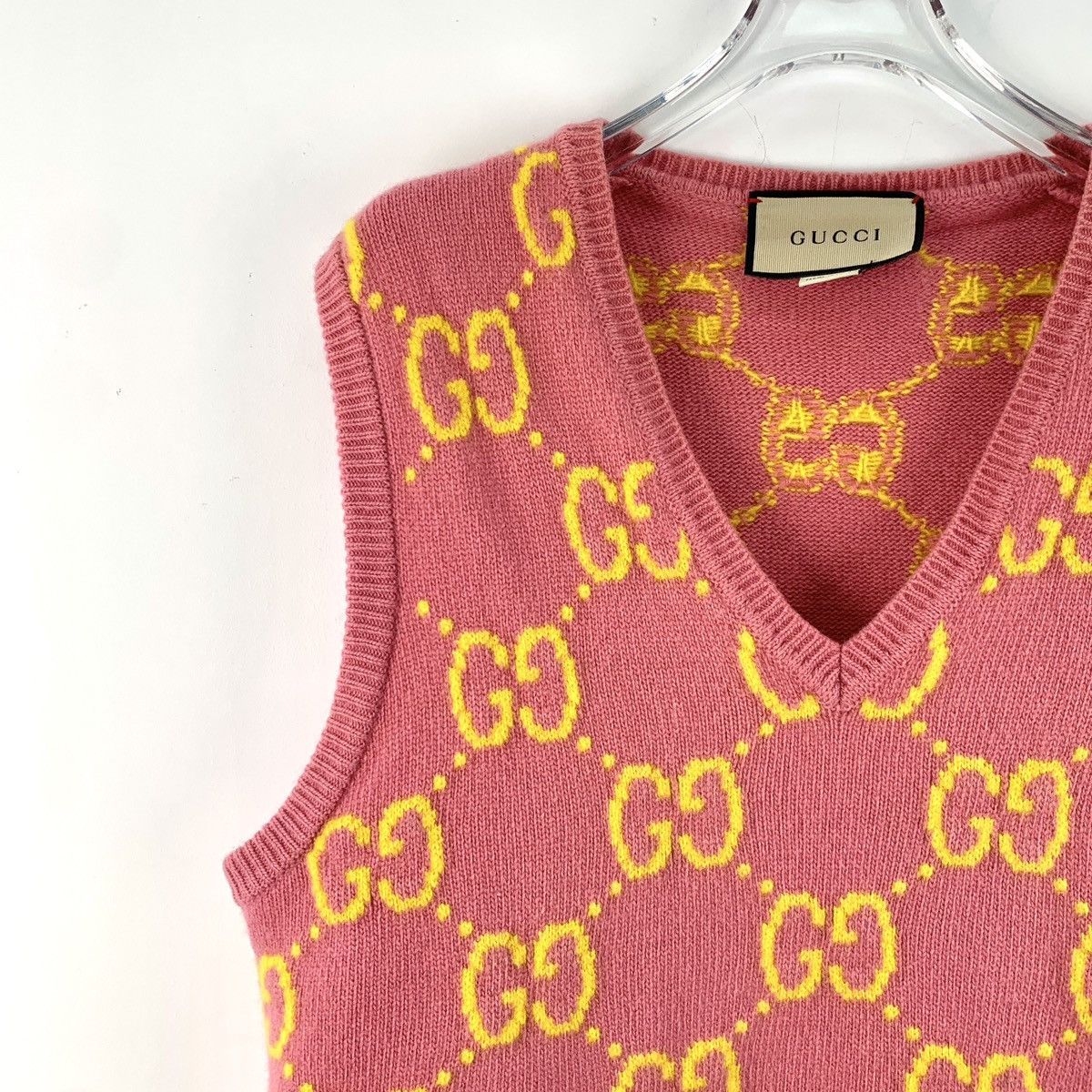 Gucci Gucci Jacquard Wool V-neck Sleeveless Knit Vest K26WX Size M / US 6-8 / IT 42-44 - 3 Thumbnail