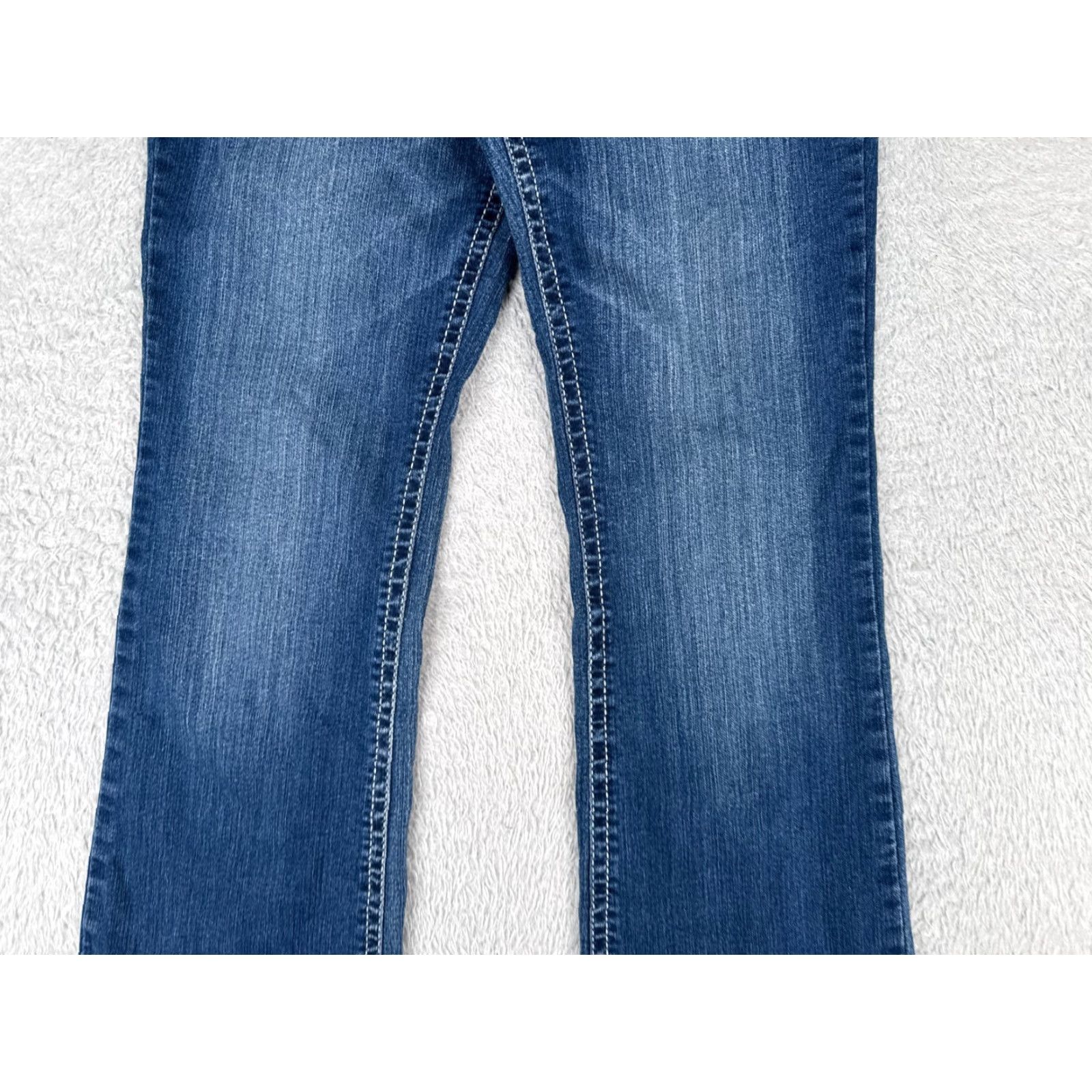 Vintage Wallflower Jeans Juniors 9 Blue Denim Jeans The Luscious Curvy Fit Cotton 28x30 Bootcut Stretch Womens Size 30" / US 8 / IT 44 - 3 Thumbnail